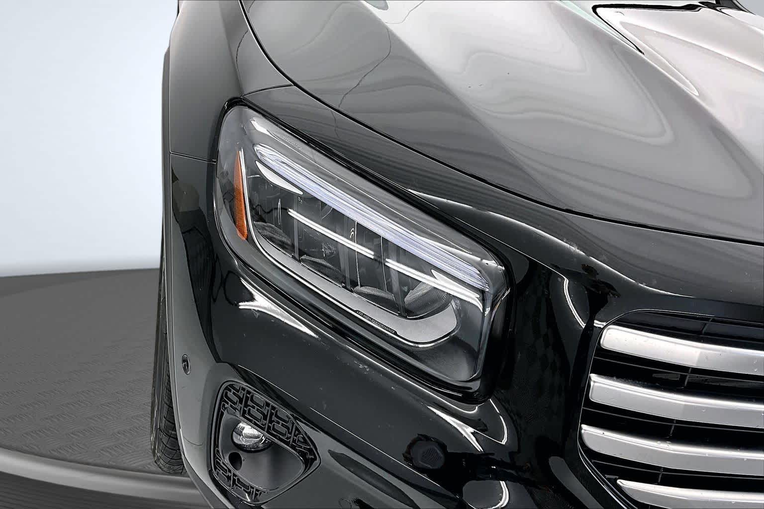 Thumbnail: 2026 Mercedes-Benz GLB - 21