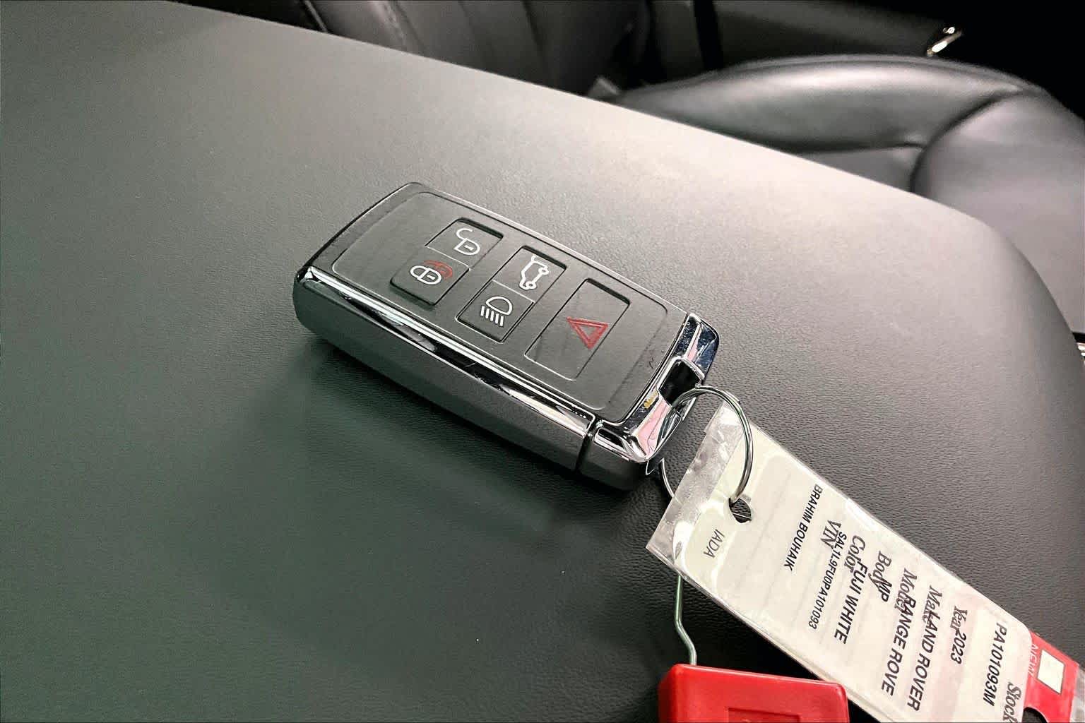 Thumbnail: 2023 Land Rover Range Rover Sport - 20