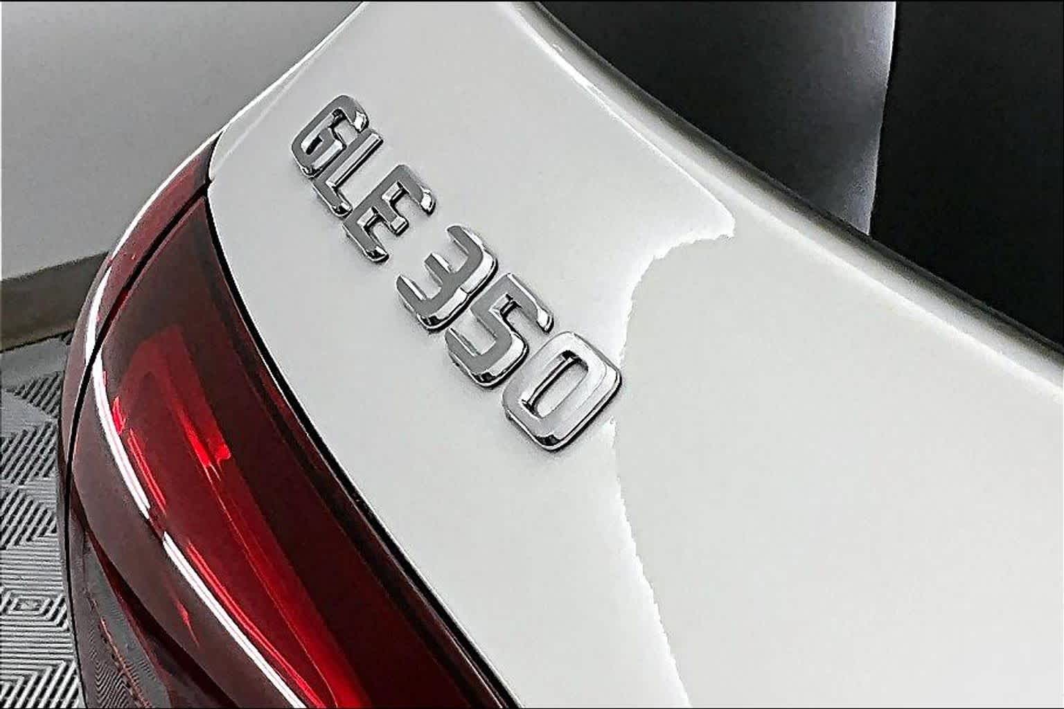 Thumbnail: 2026 Mercedes-Benz GLE - 7