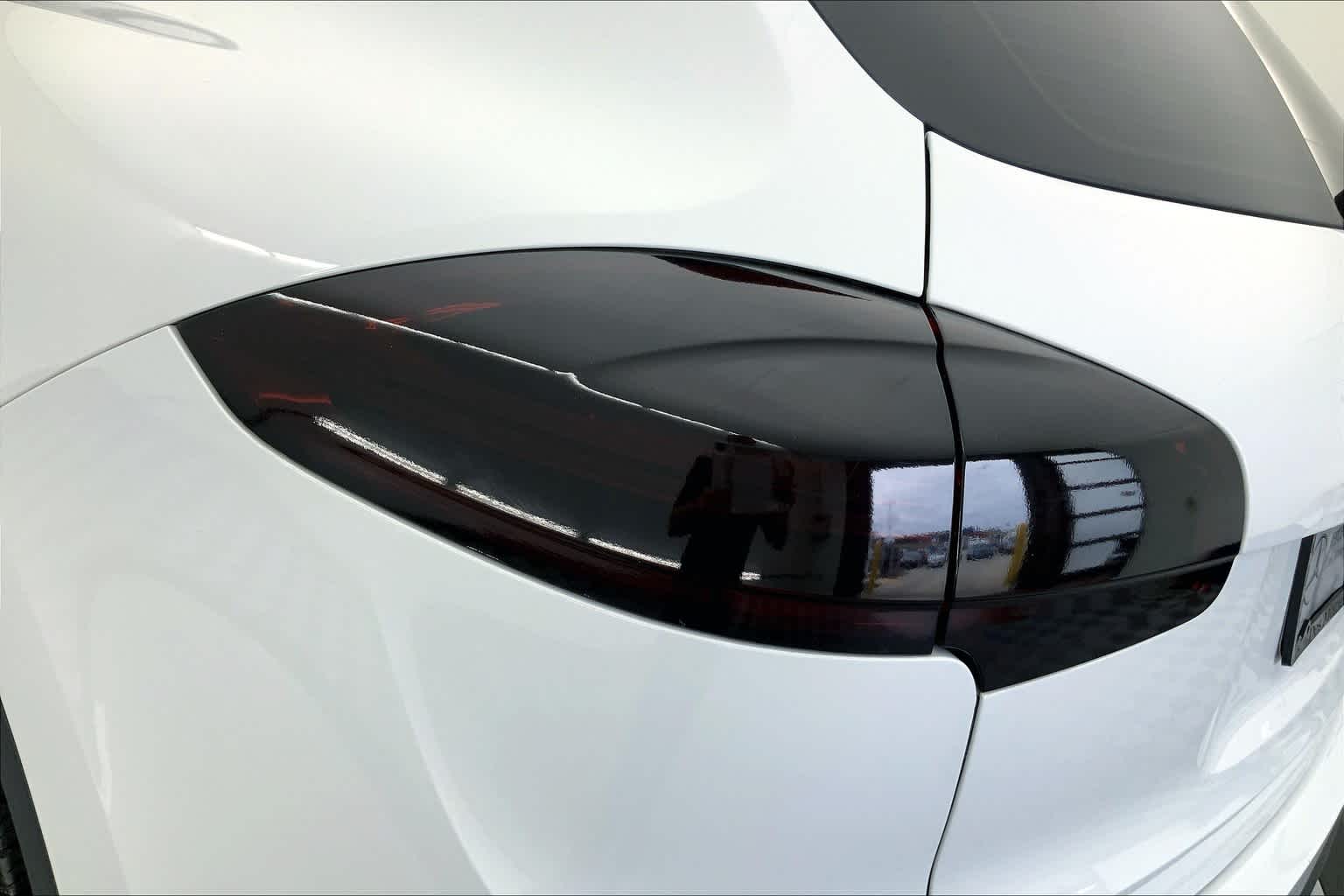 Thumbnail: 2015 Porsche Cayenne - 26