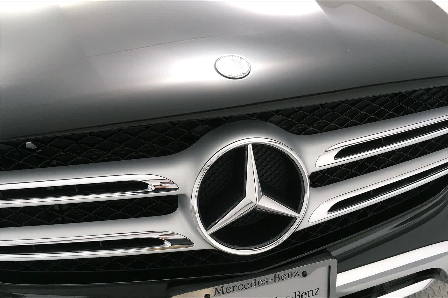 Thumbnail: 2018 Mercedes-Benz GLC - 32