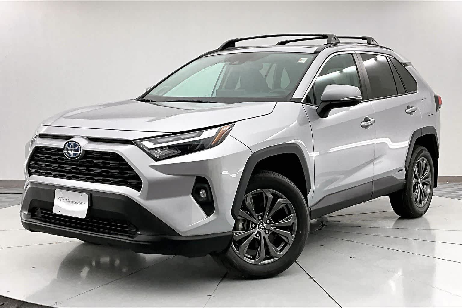 Thumbnail: 2022 Toyota RAV4 - 1