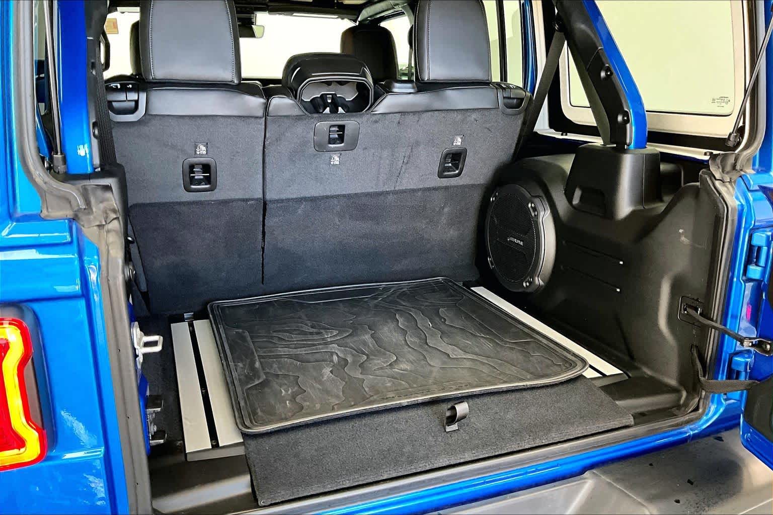 Thumbnail: 2021 Jeep Wrangler - 19