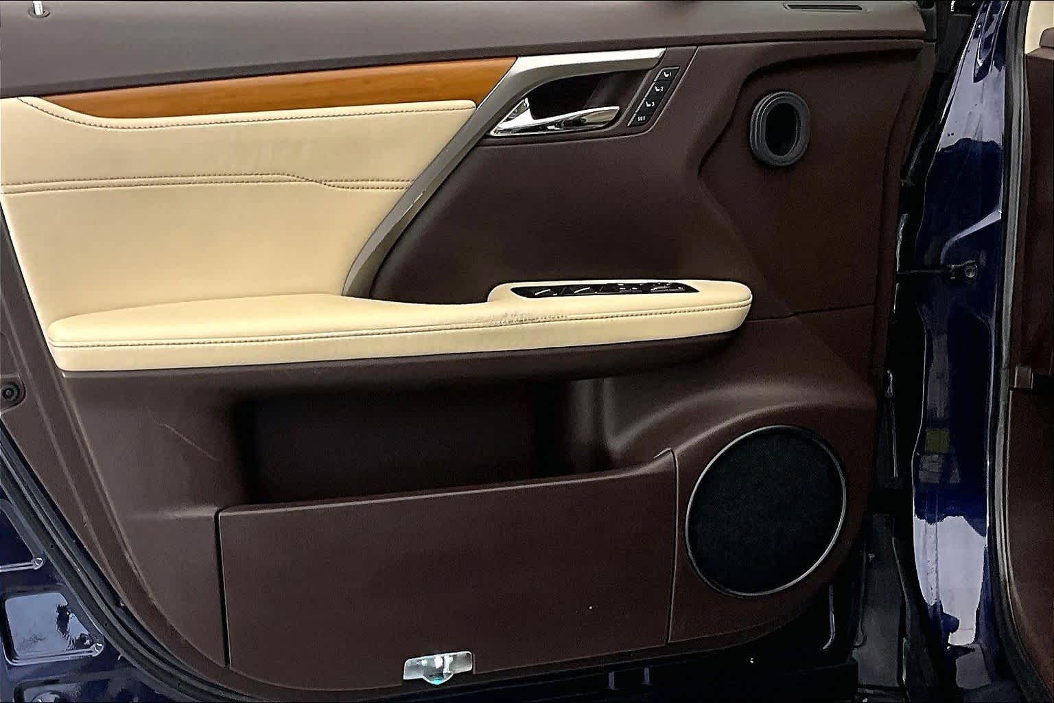 Thumbnail: 2017 Lexus RX - 23