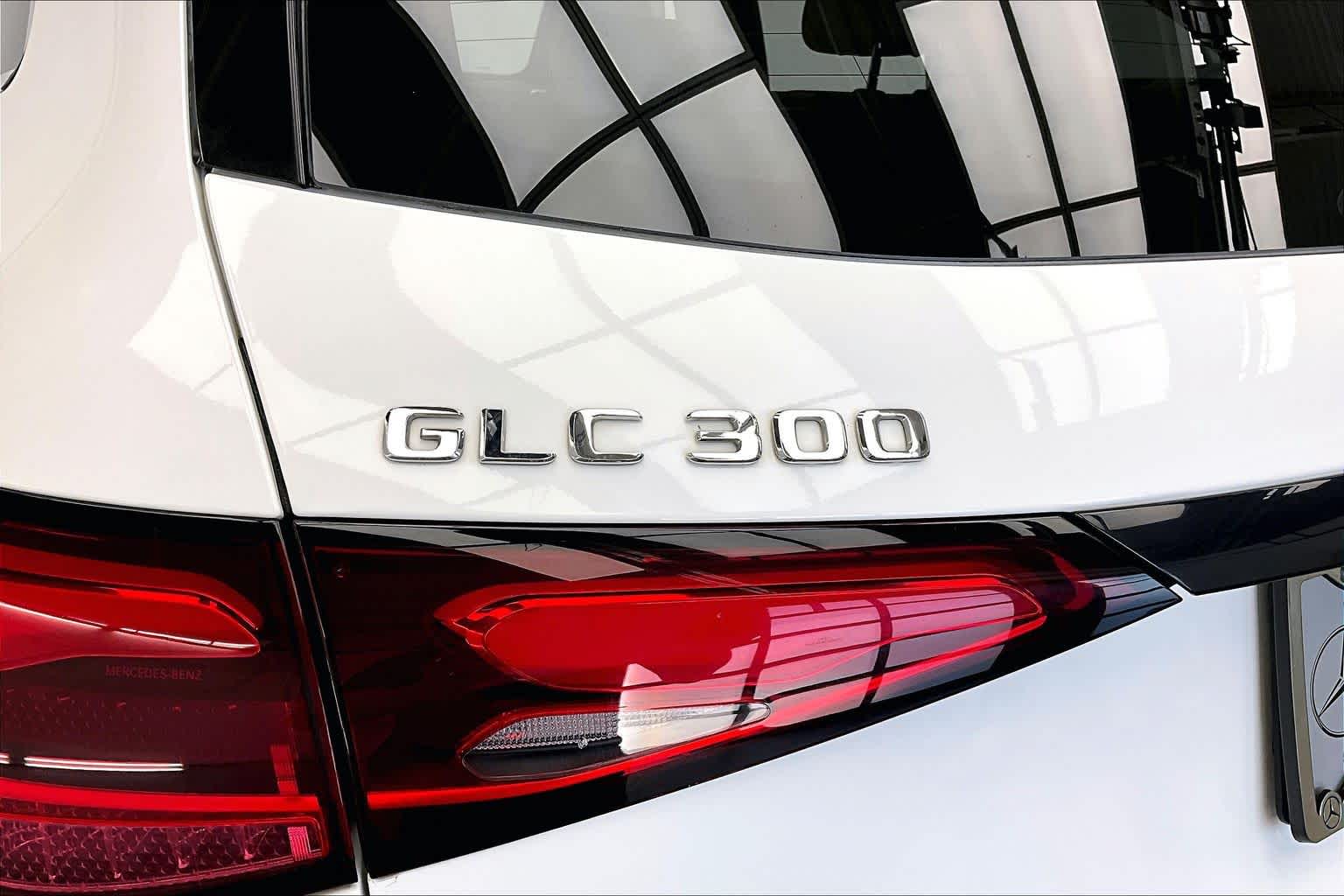 Thumbnail: 2025 Mercedes-Benz GLC - 7