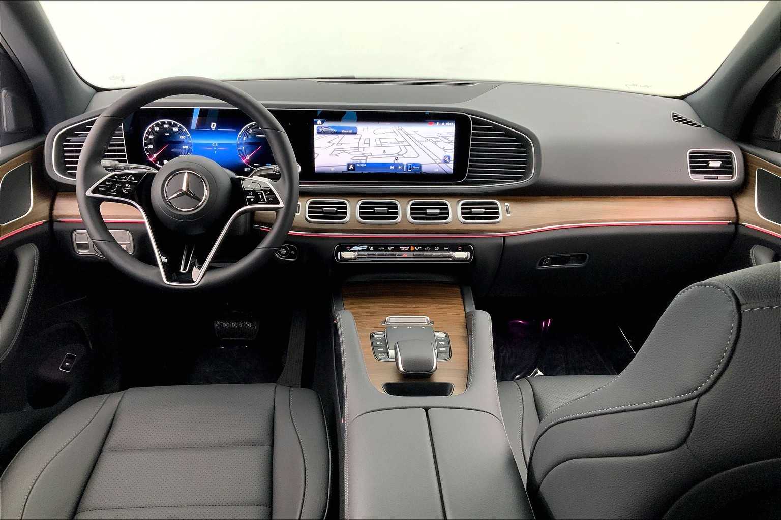 Thumbnail: 2025 Mercedes-Benz GLE - 10