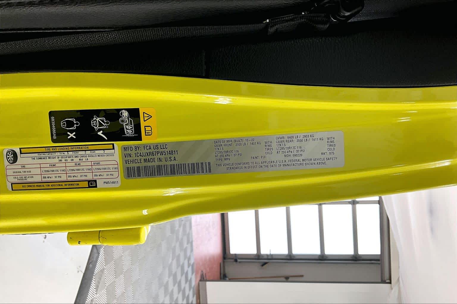 Thumbnail: 2023 Jeep Wrangler - 29