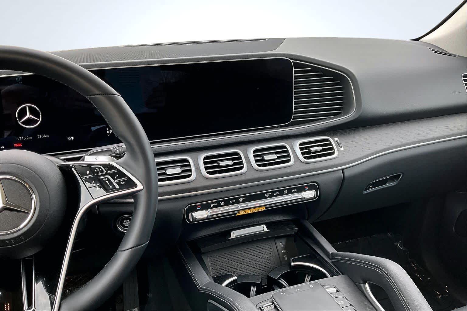 Thumbnail: 2026 Mercedes-Benz GLE - 16