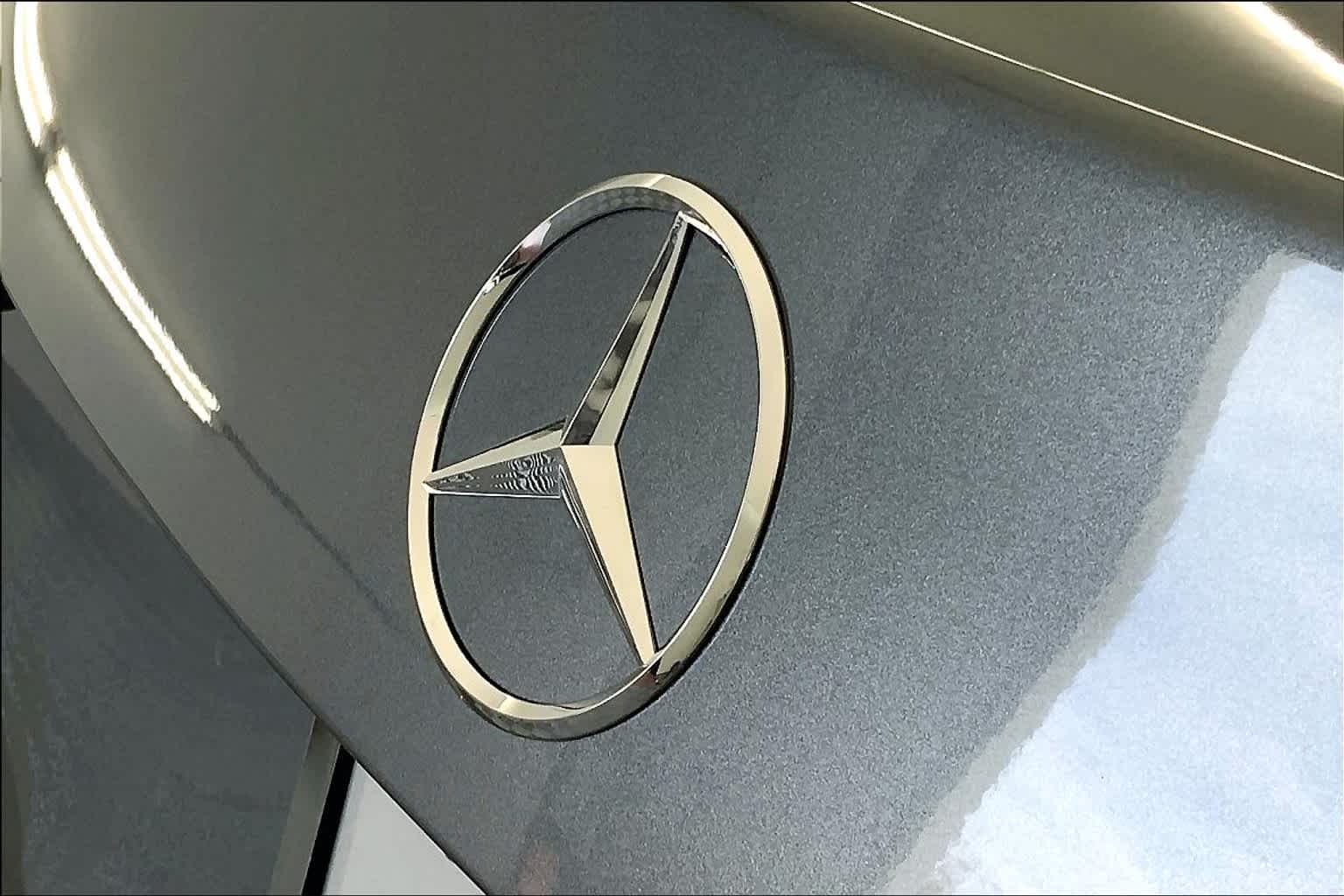 Thumbnail: 2025 Mercedes-Benz C-Class - 15