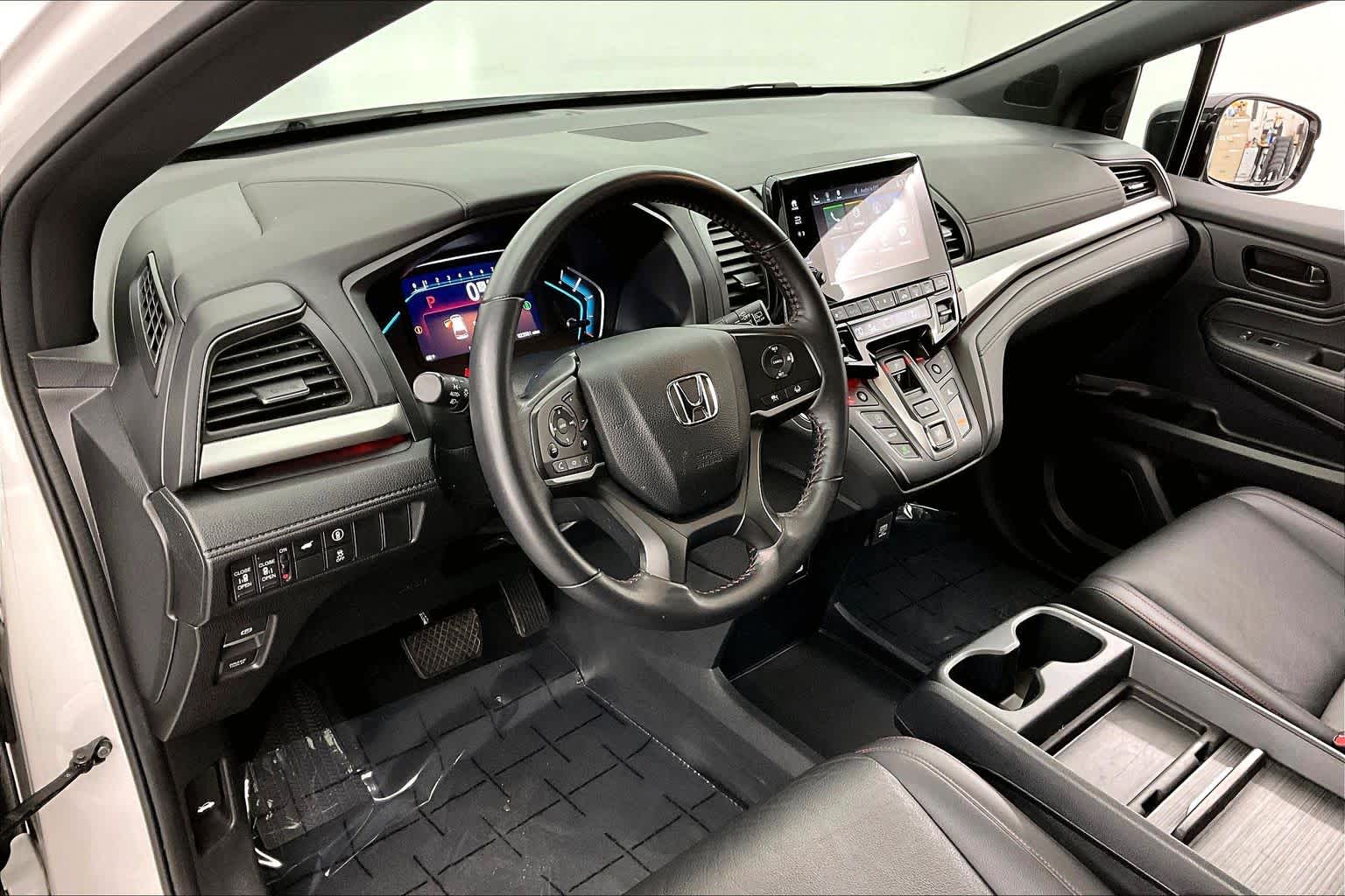 Thumbnail: 2023 Honda Odyssey - 2