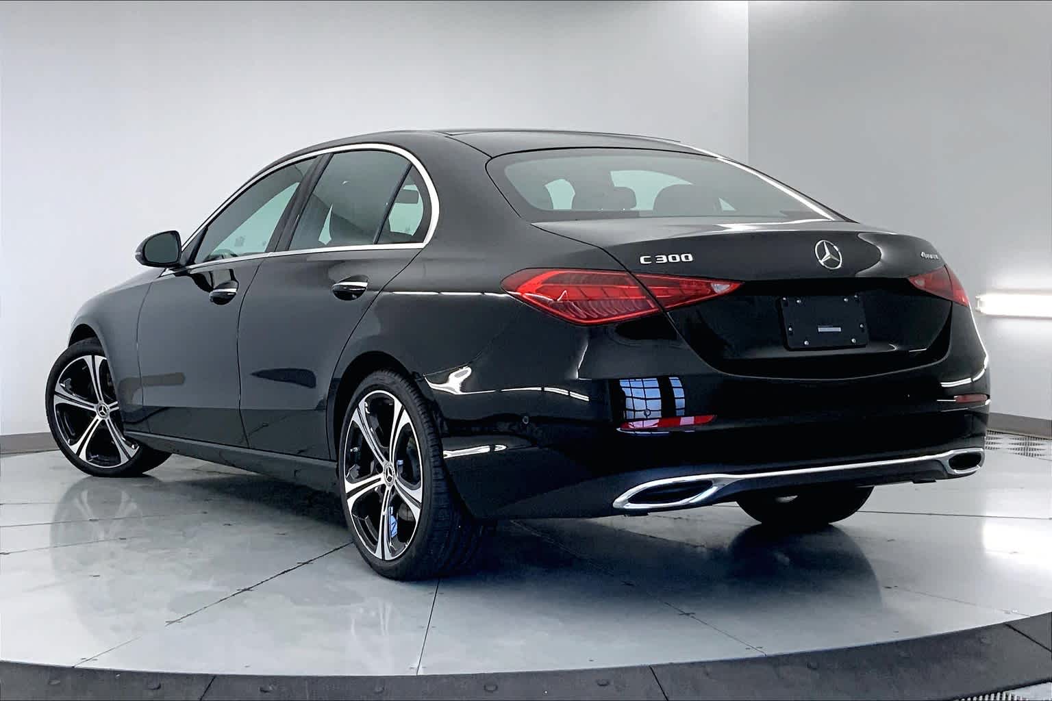 Thumbnail: 2025 Mercedes-Benz C-Class - 4