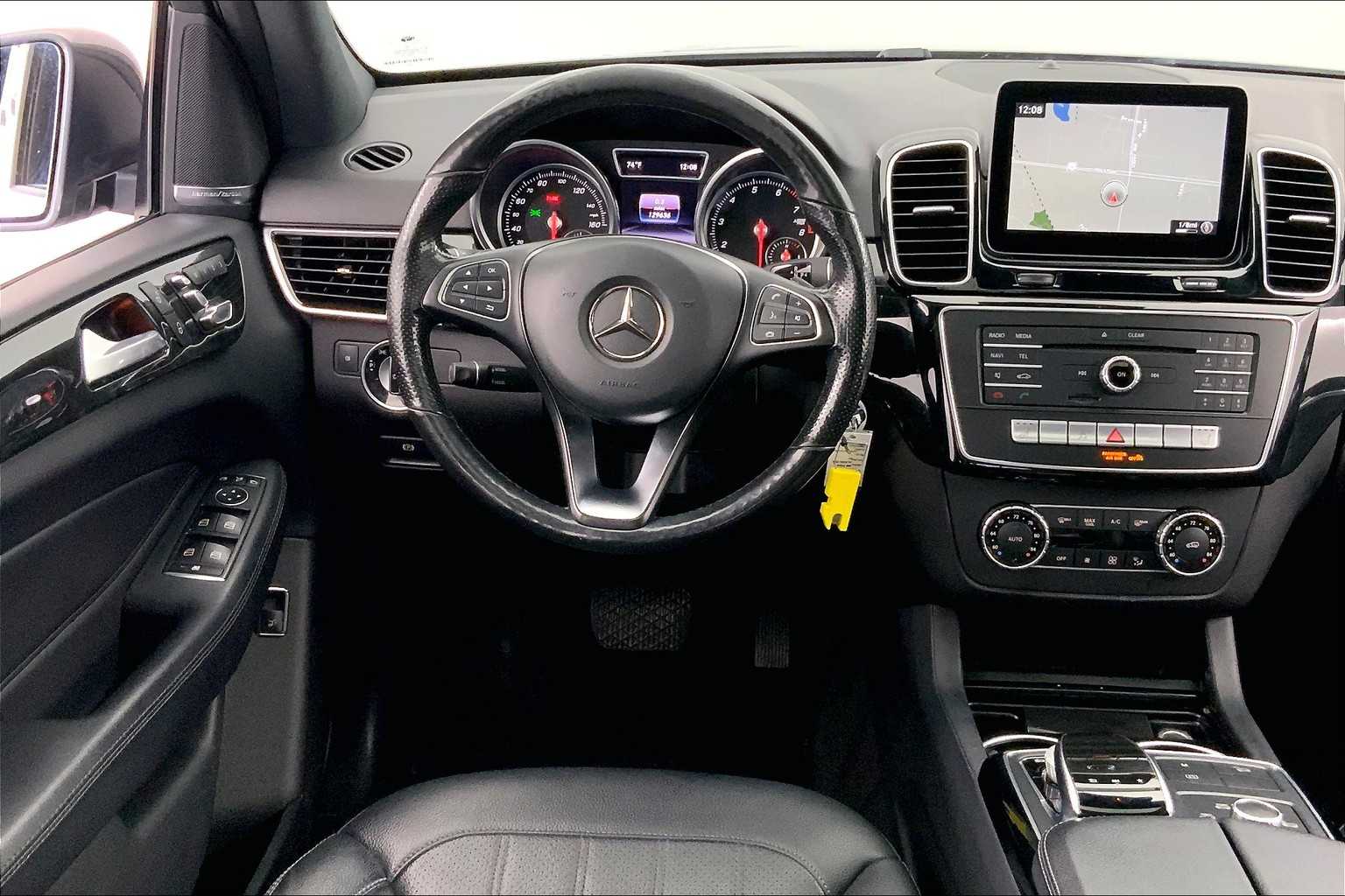 Thumbnail: 2017 Mercedes-Benz GLE - 15