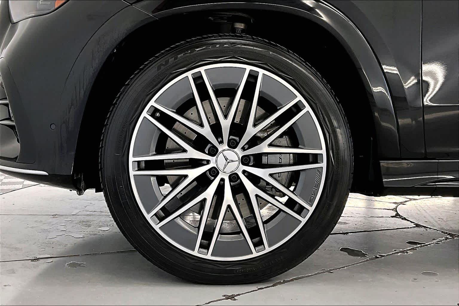 Thumbnail: 2024 Mercedes-Benz GLE - 8