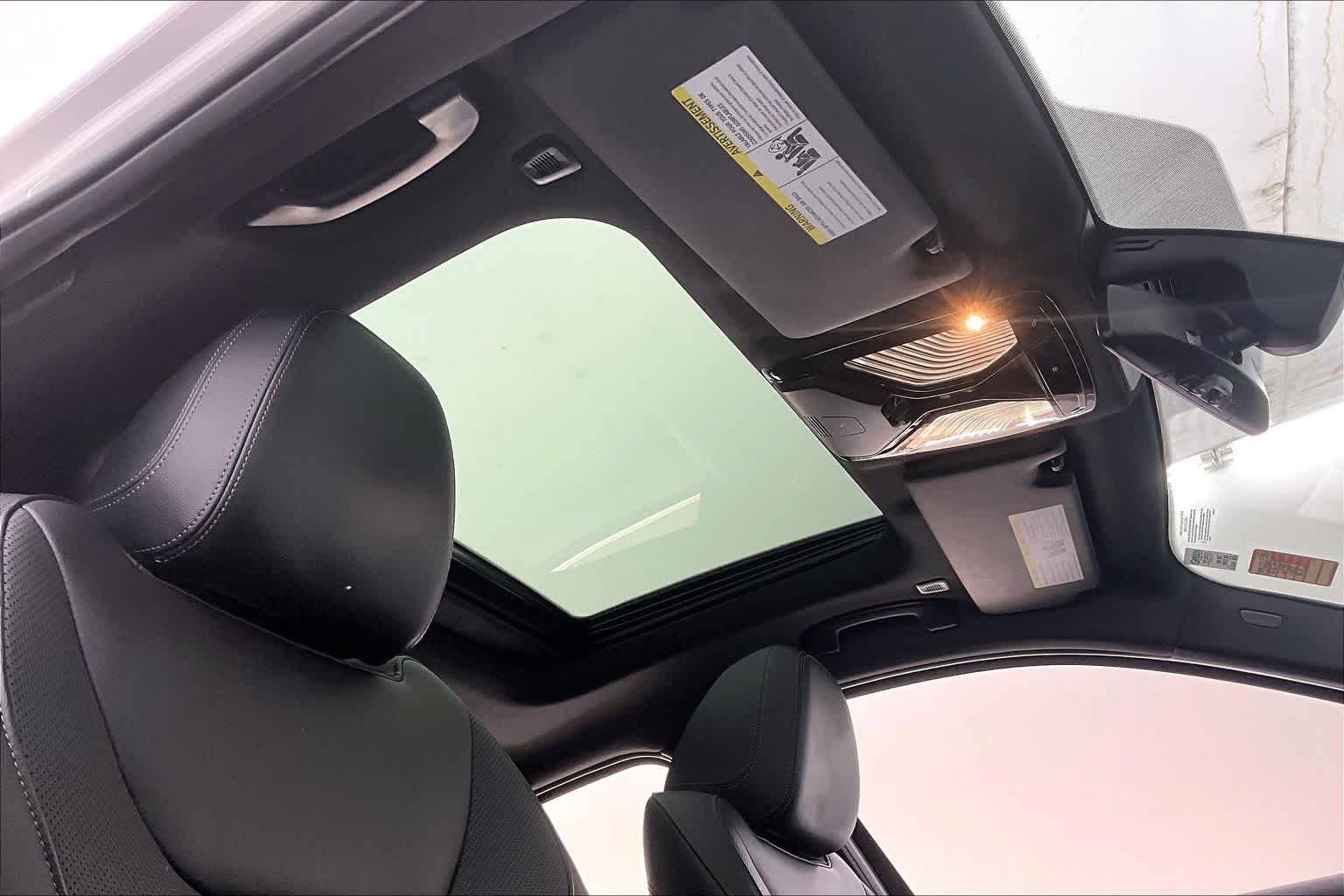 Thumbnail: 2022 BMW 3 Series - 22