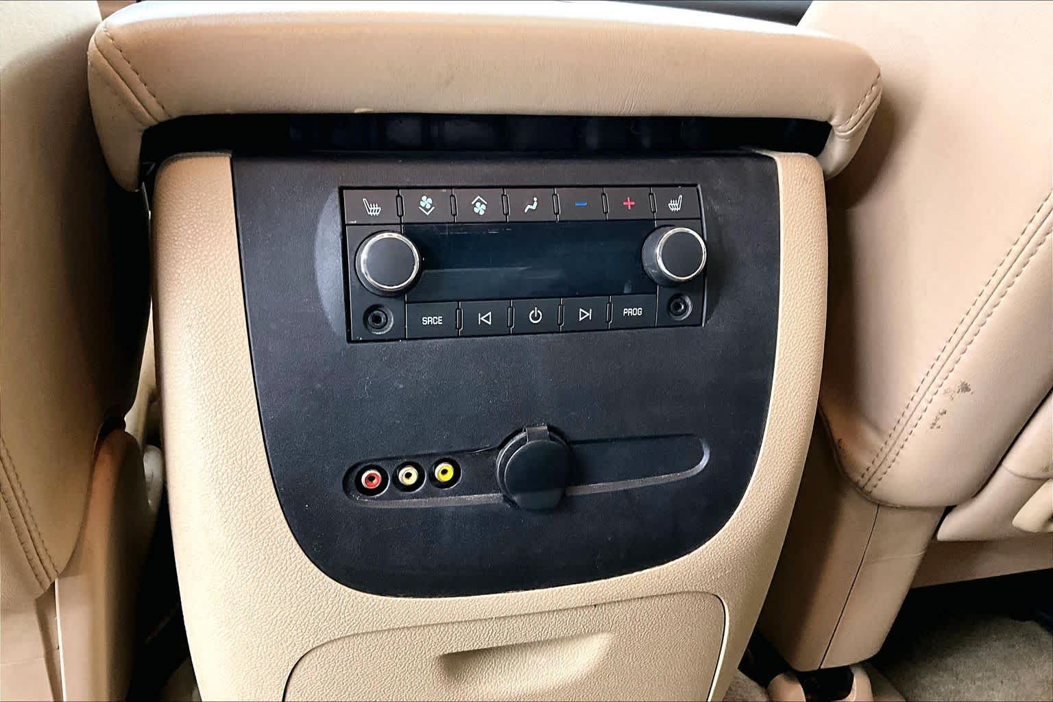 Thumbnail: 2012 GMC Yukon XL - 27