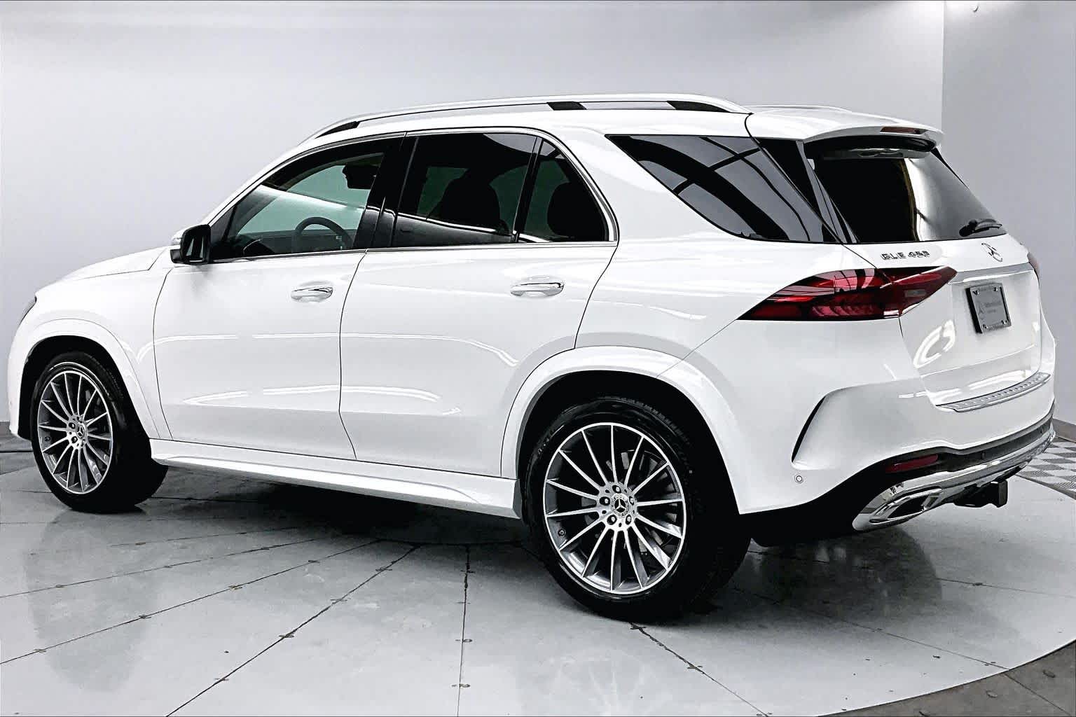 Thumbnail: 2026 Mercedes-Benz GLE - 4