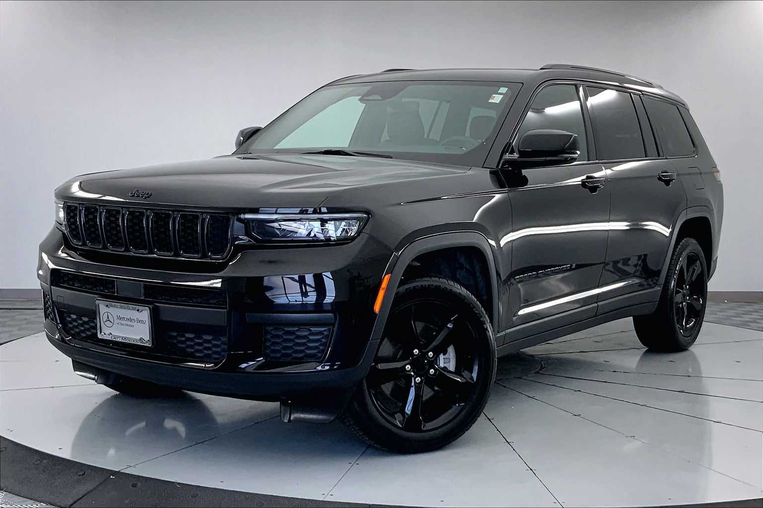 Thumbnail: 2021 Jeep Grand Cherokee L - 1