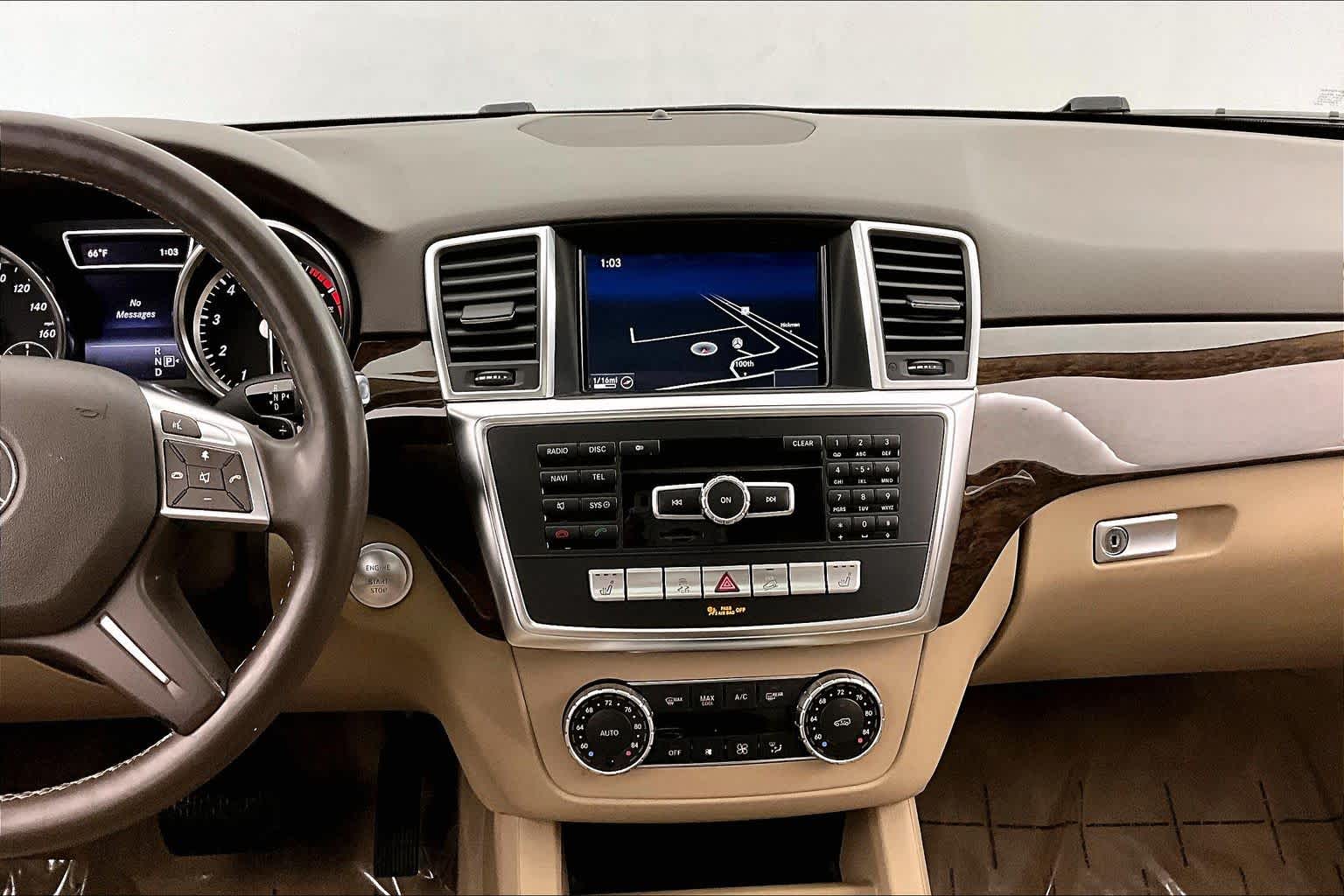 Thumbnail: 2014 Mercedes-Benz M-Class - 16