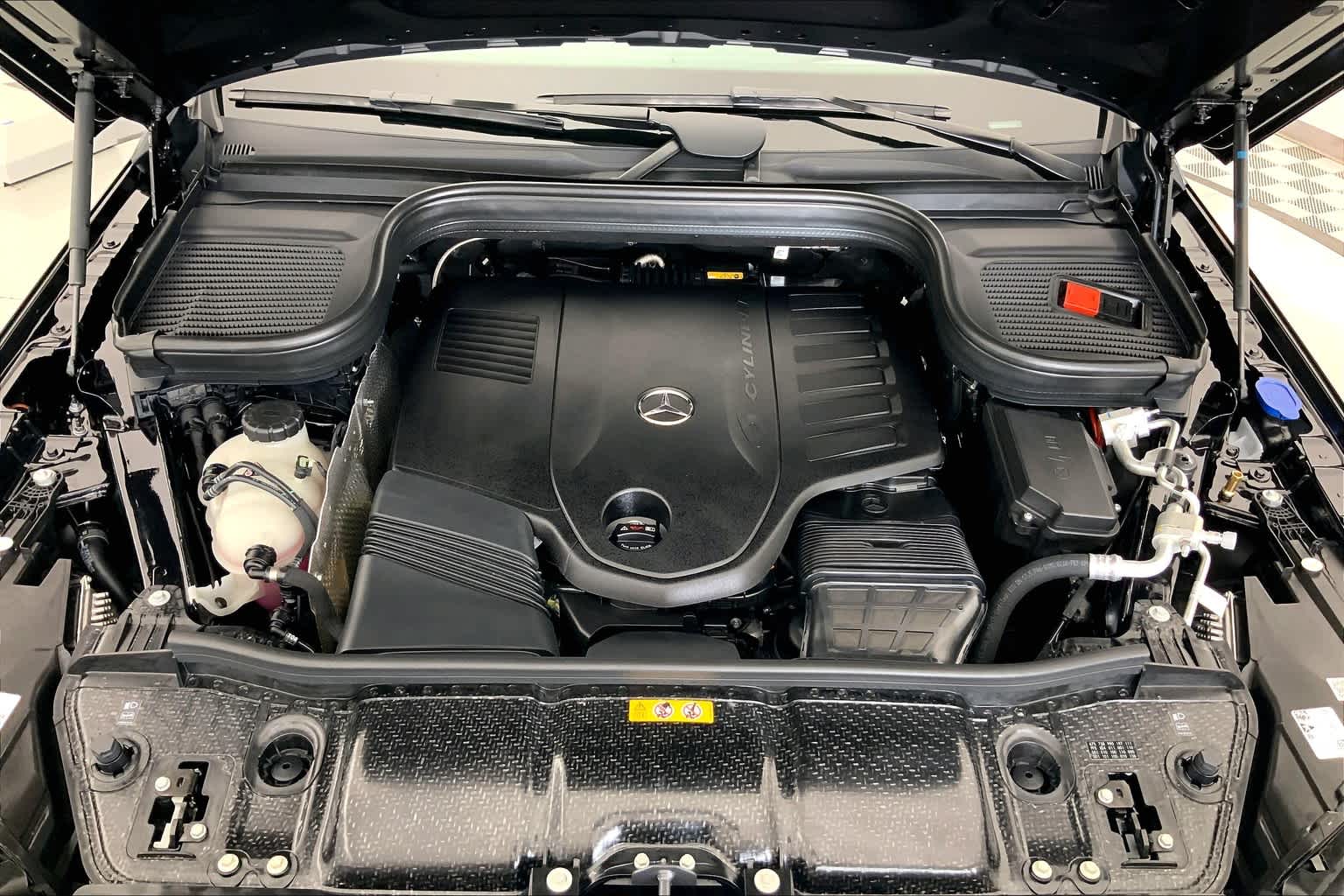 Thumbnail: 2025 Mercedes-Benz GLS - 9