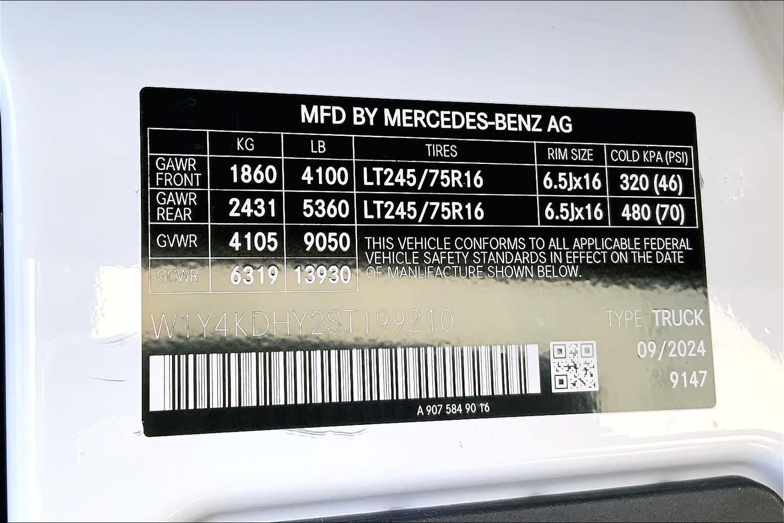 Thumbnail: 2025 Mercedes-Benz Sprinter - 24