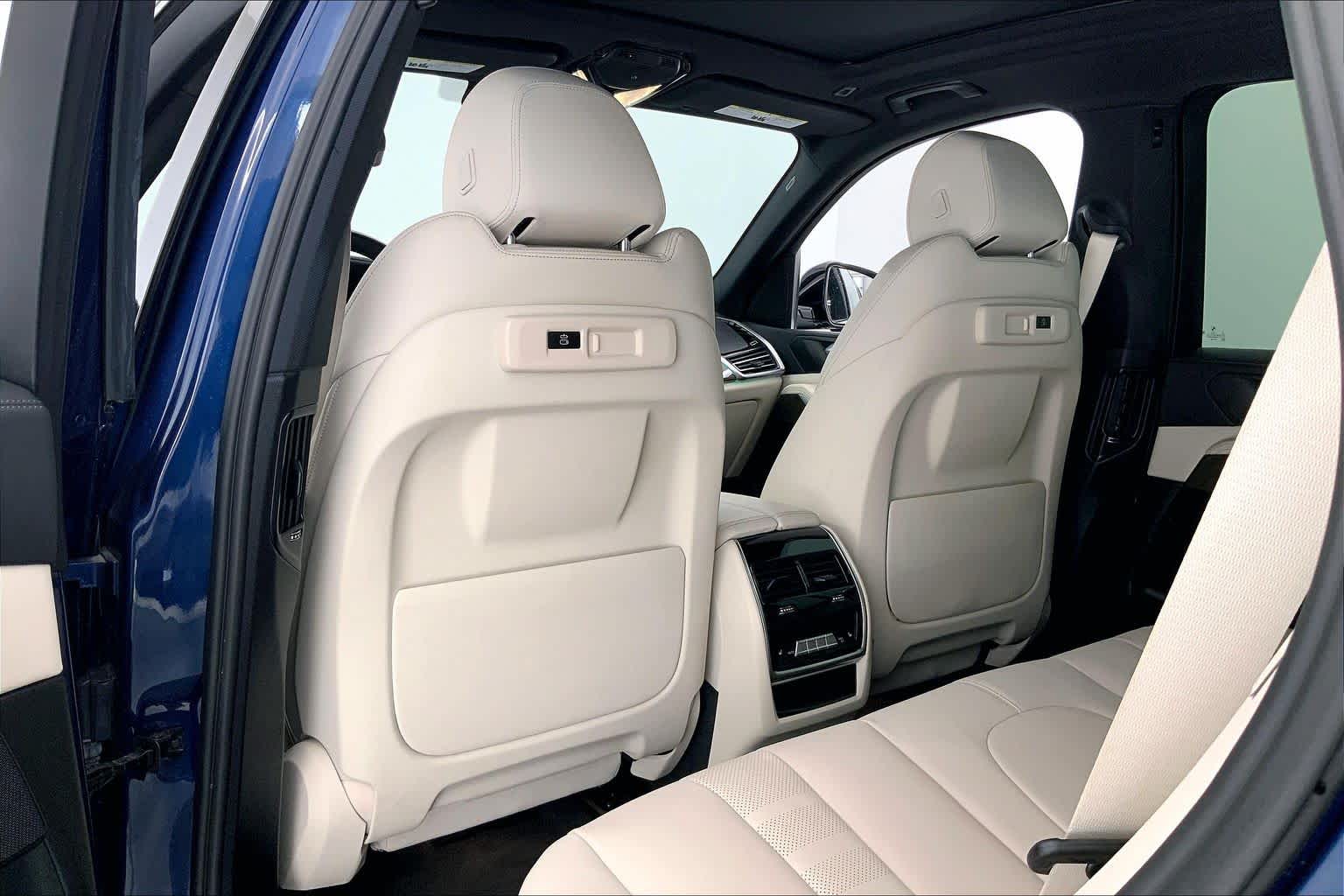 Thumbnail: 2022 BMW X5 - 12