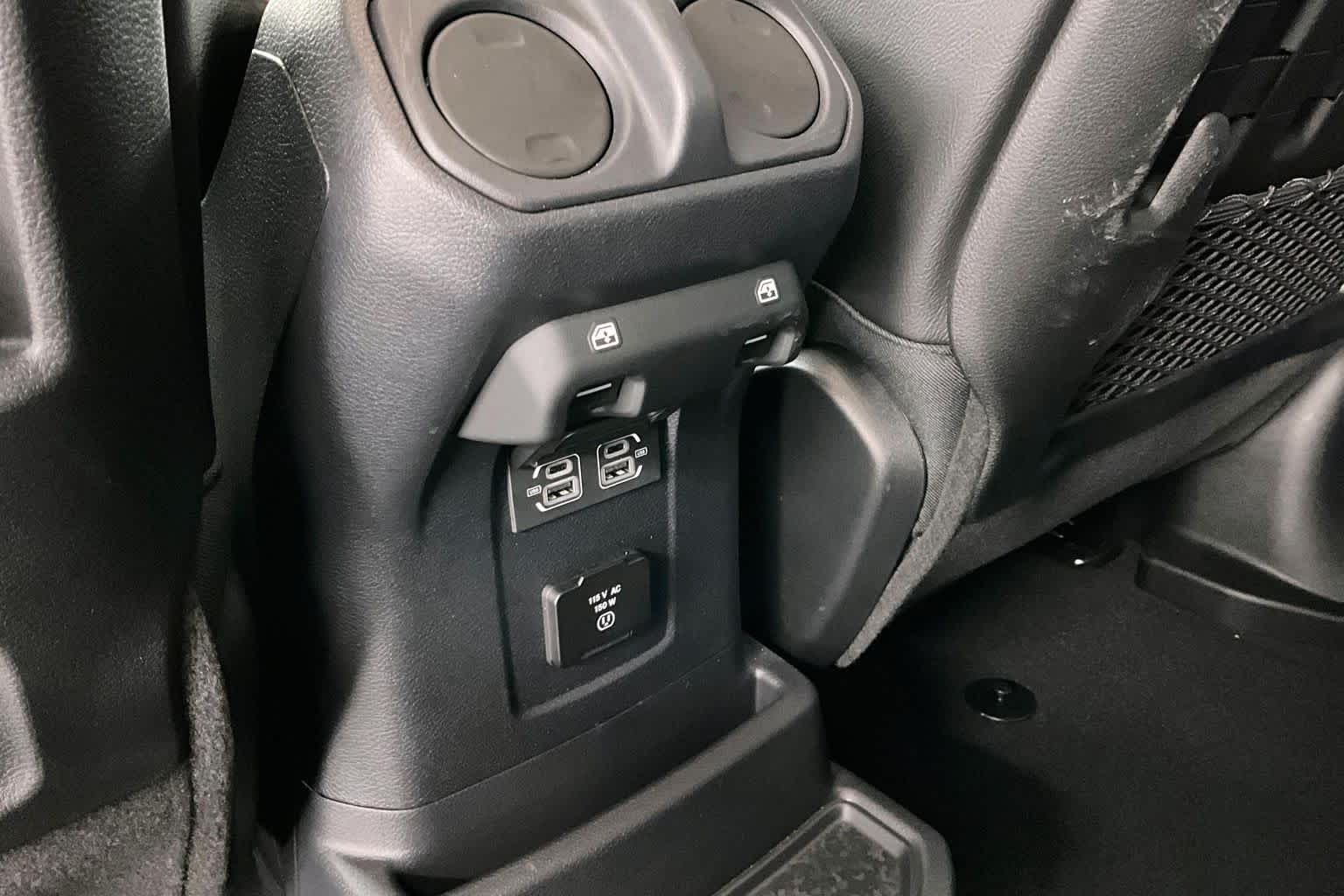 Thumbnail: 2021 Jeep Wrangler - 28