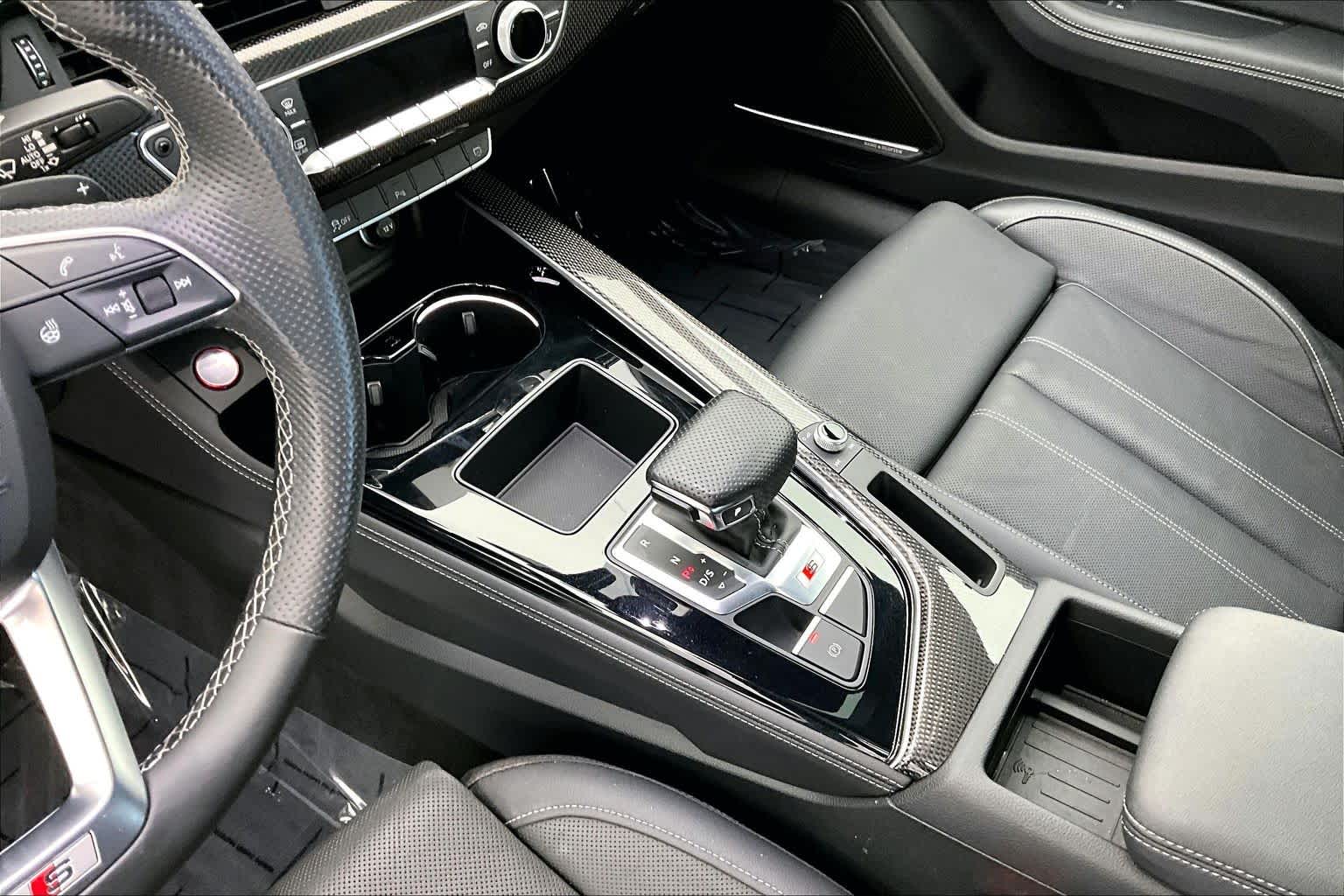Thumbnail: 2022 Audi S5 - 16