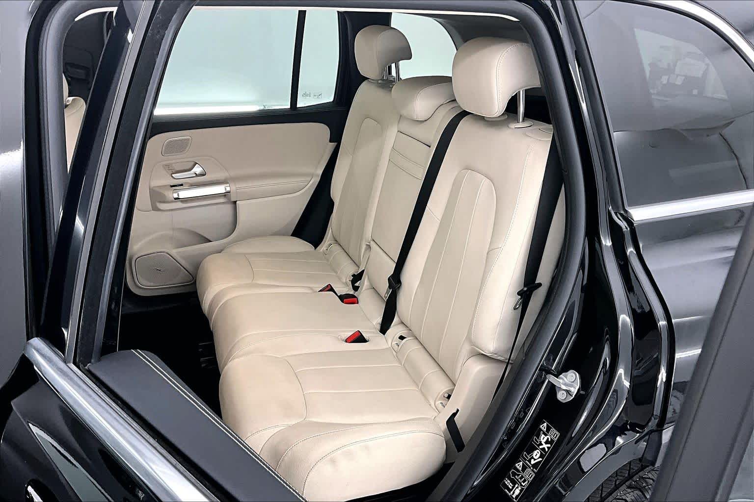 Thumbnail: 2023 Mercedes-Benz GLB - 13