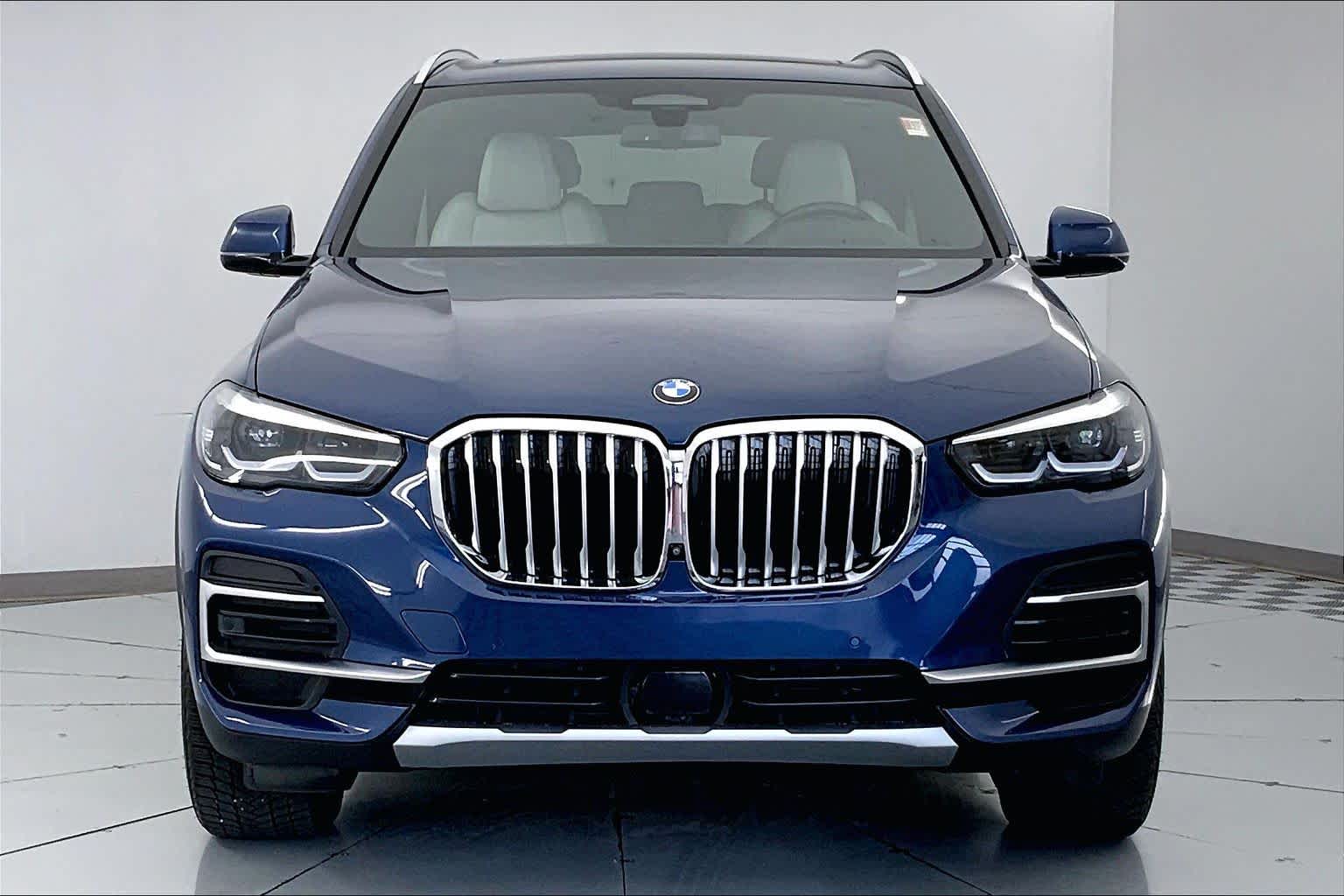 Thumbnail: 2022 BMW X5 - 6