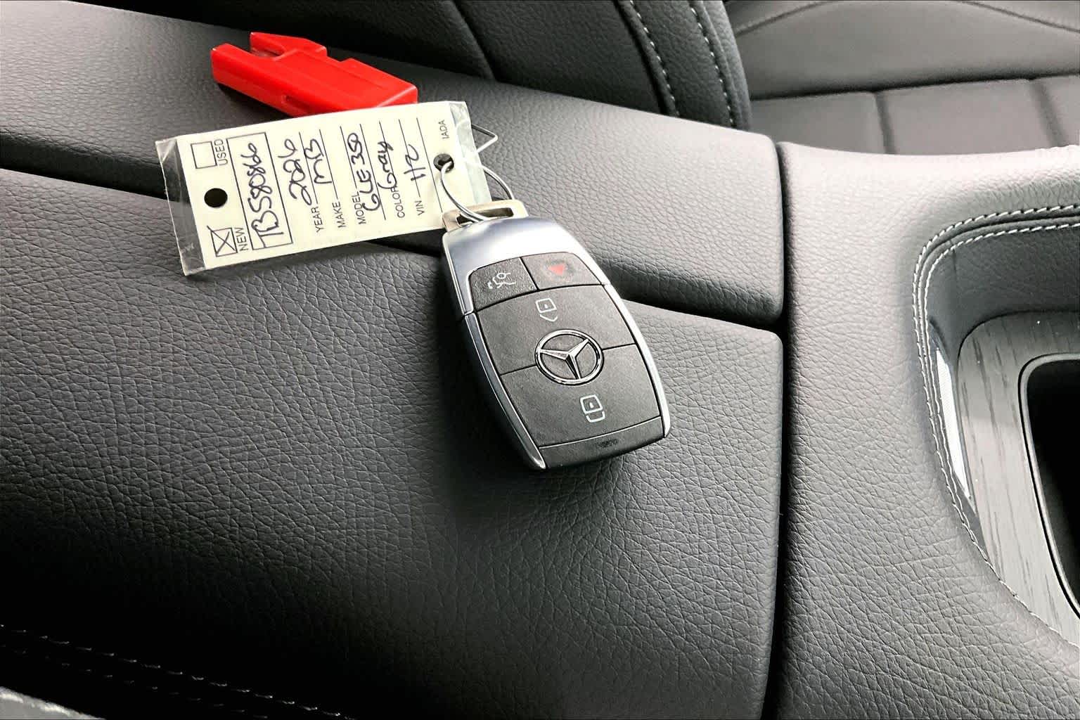 Thumbnail: 2026 Mercedes-Benz GLE - 20