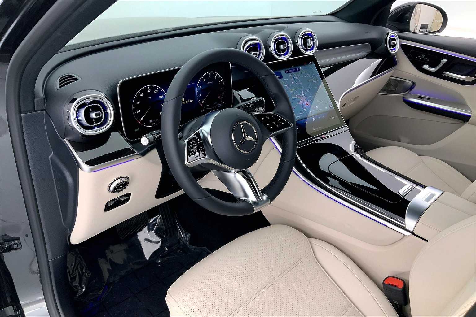 Thumbnail: 2026 Mercedes-Benz GLC - 2