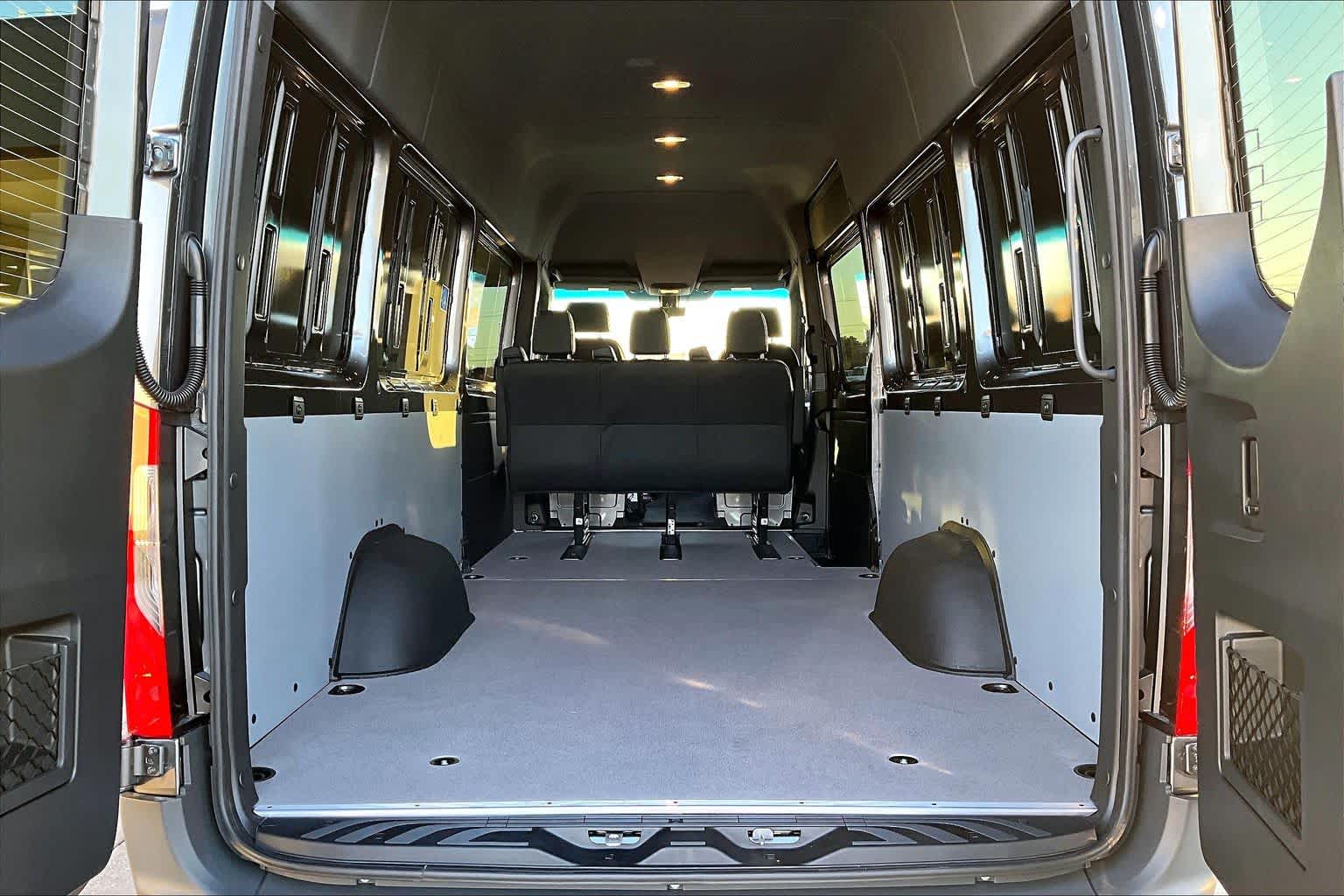 Thumbnail: 2026 Mercedes-Benz Sprinter - 18