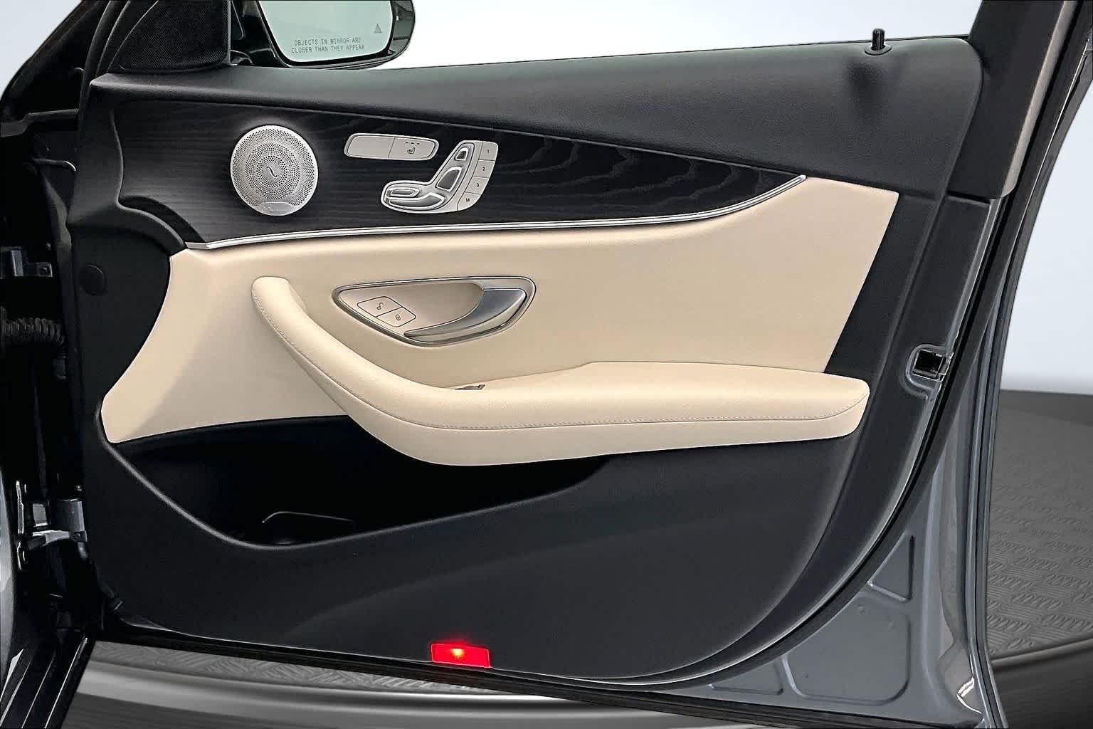 Thumbnail: 2019 Mercedes-Benz E-Class - 24