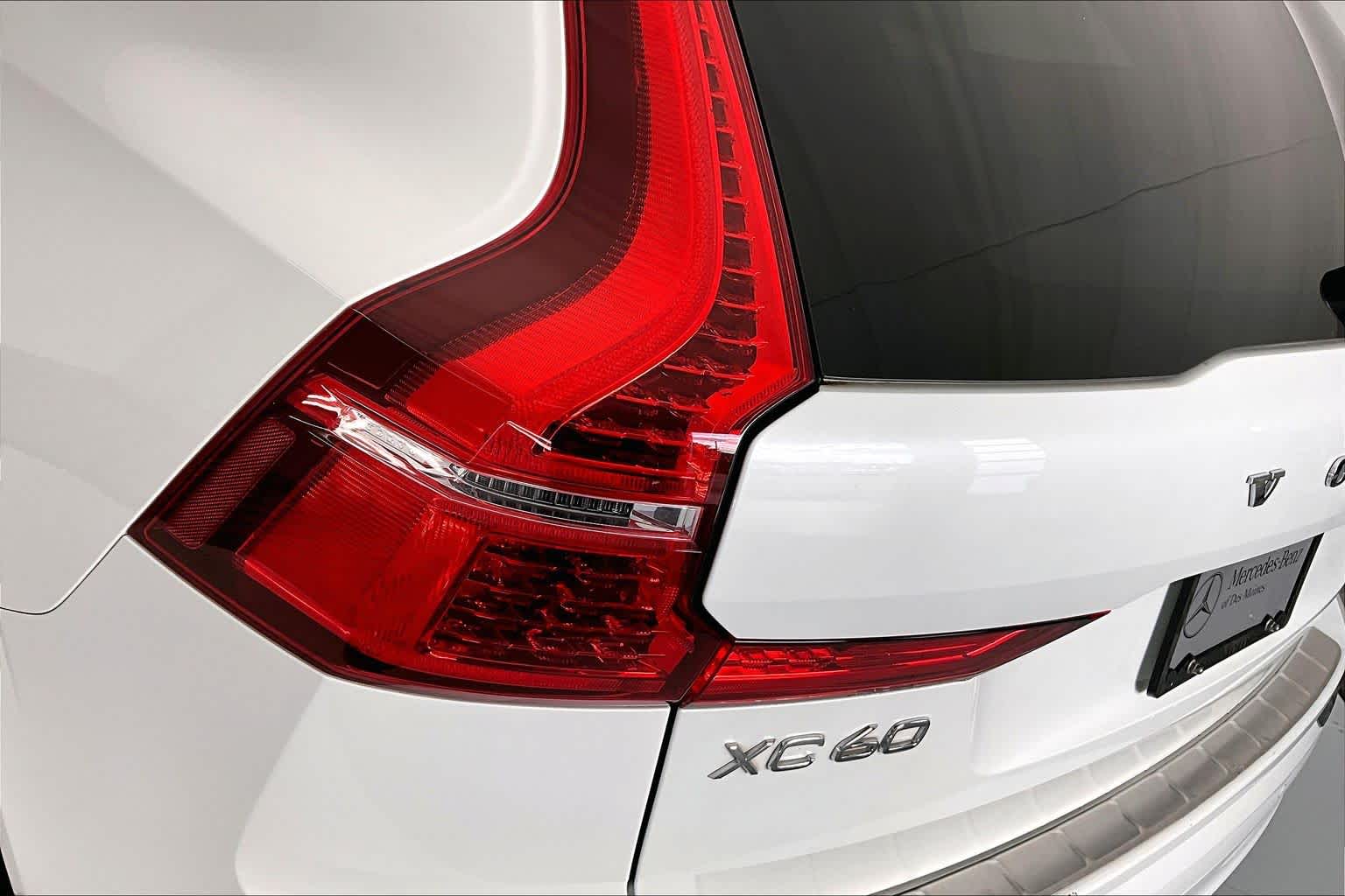 Thumbnail: 2019 Volvo XC60 - 25