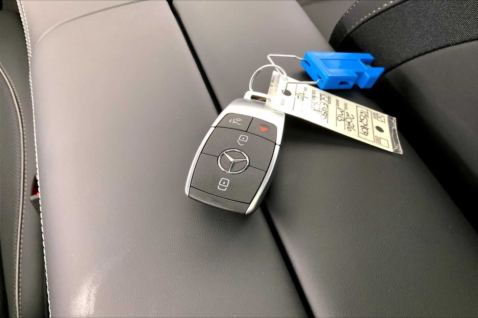 Thumbnail: 2026 Mercedes-Benz GLE - 20