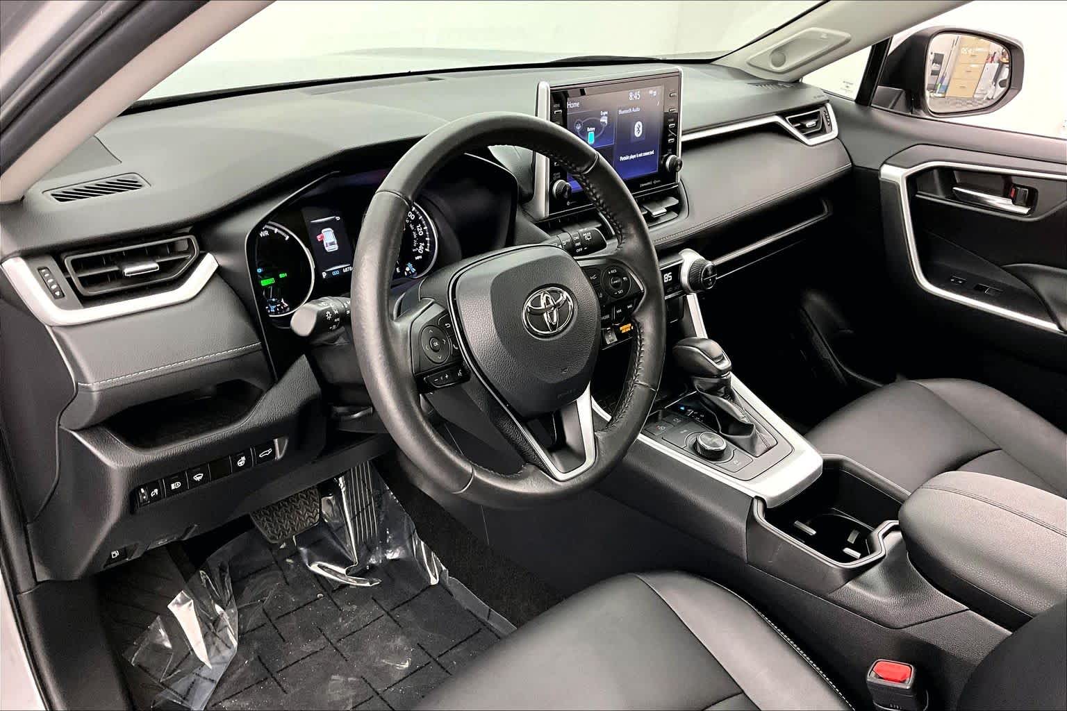 Thumbnail: 2022 Toyota RAV4 - 2