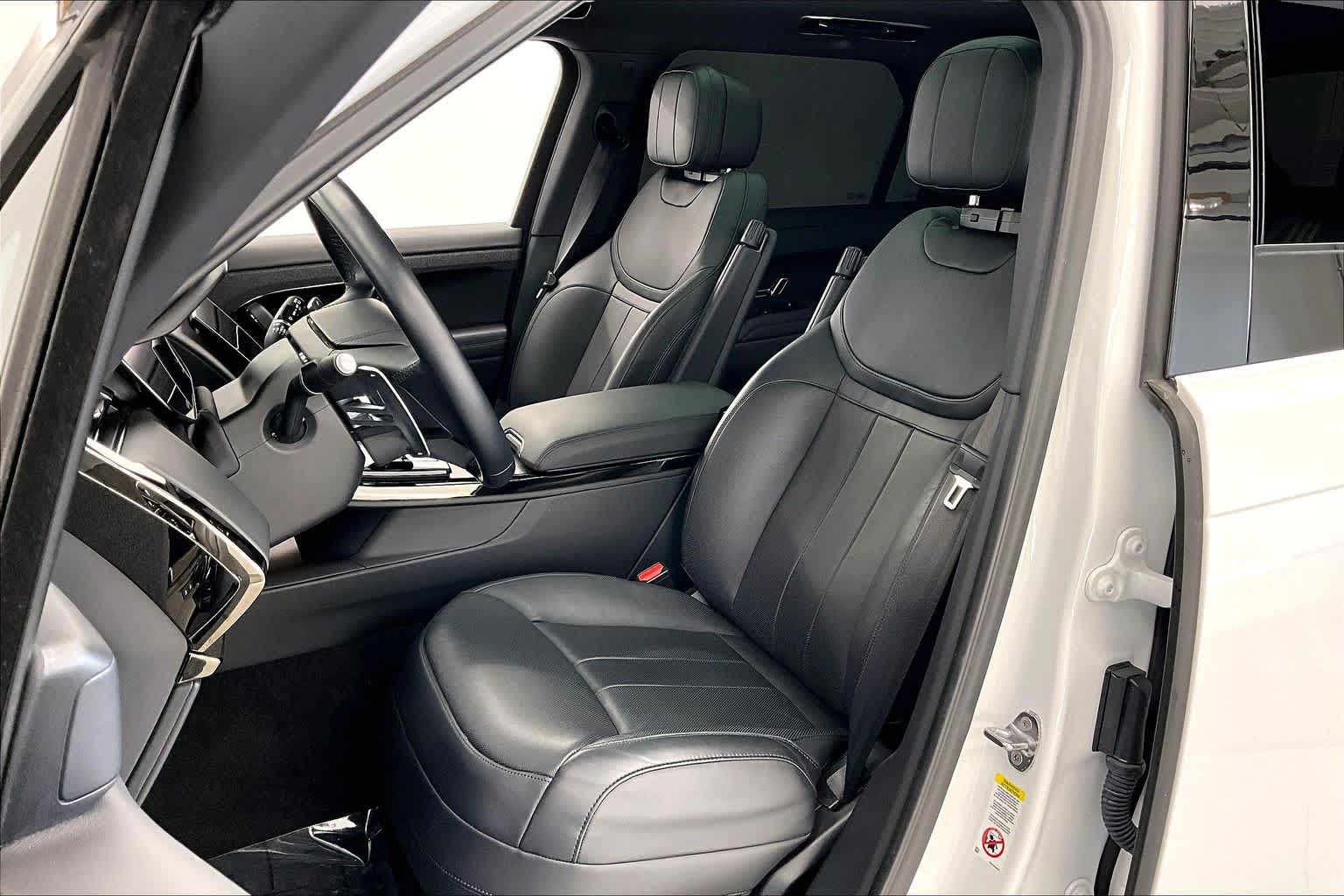 Thumbnail: 2023 Land Rover Range Rover Sport - 11