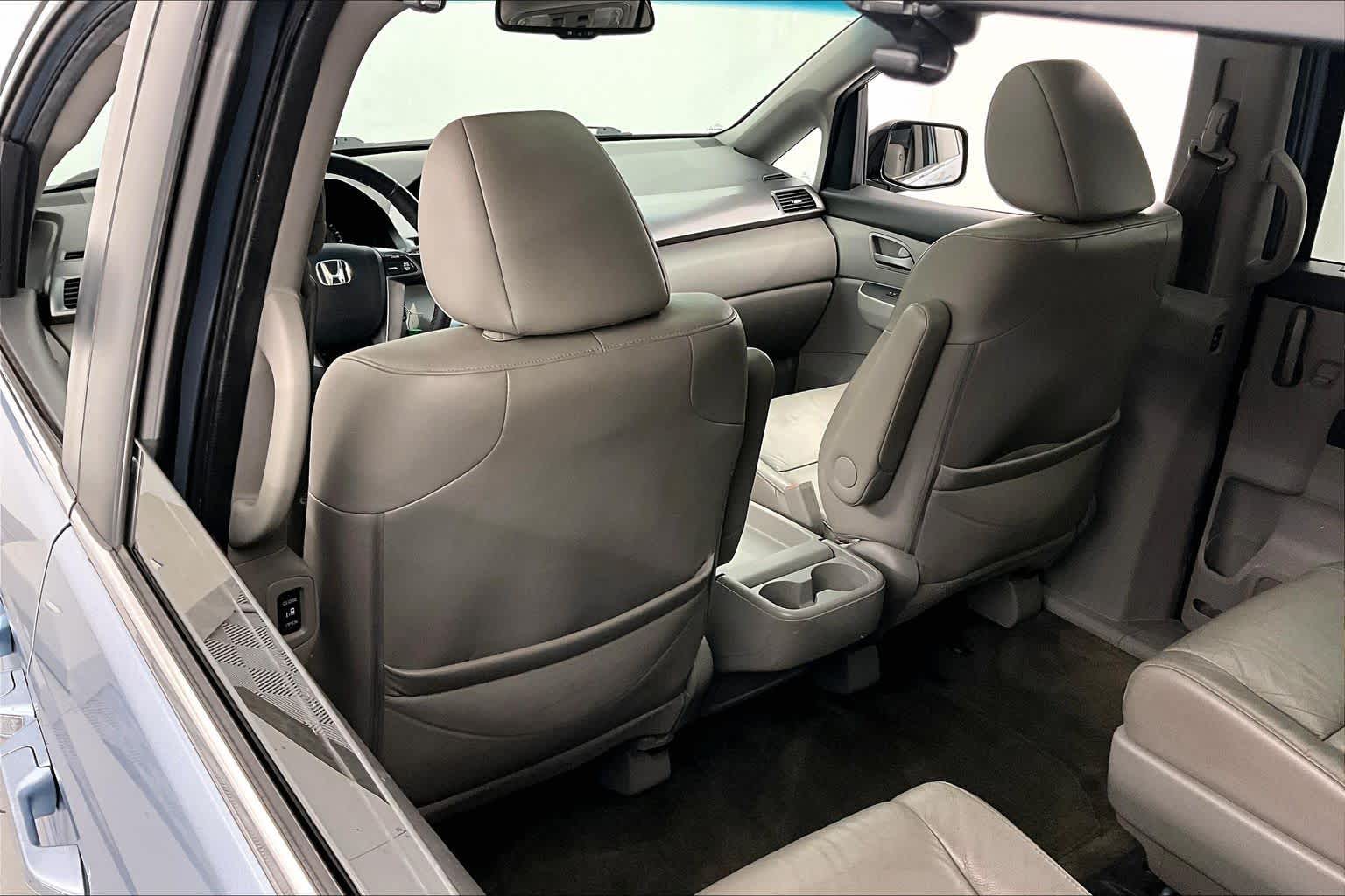 Thumbnail: 2011 Honda Odyssey - 12