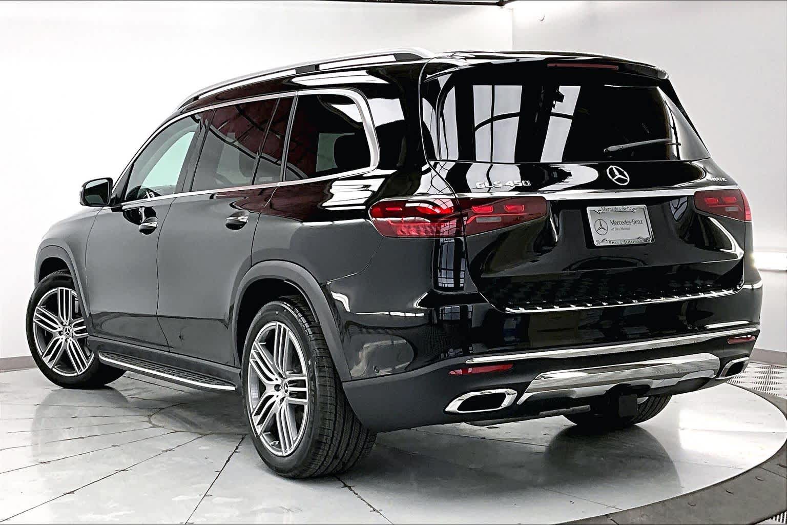 Thumbnail: 2026 Mercedes-Benz GLS - 4