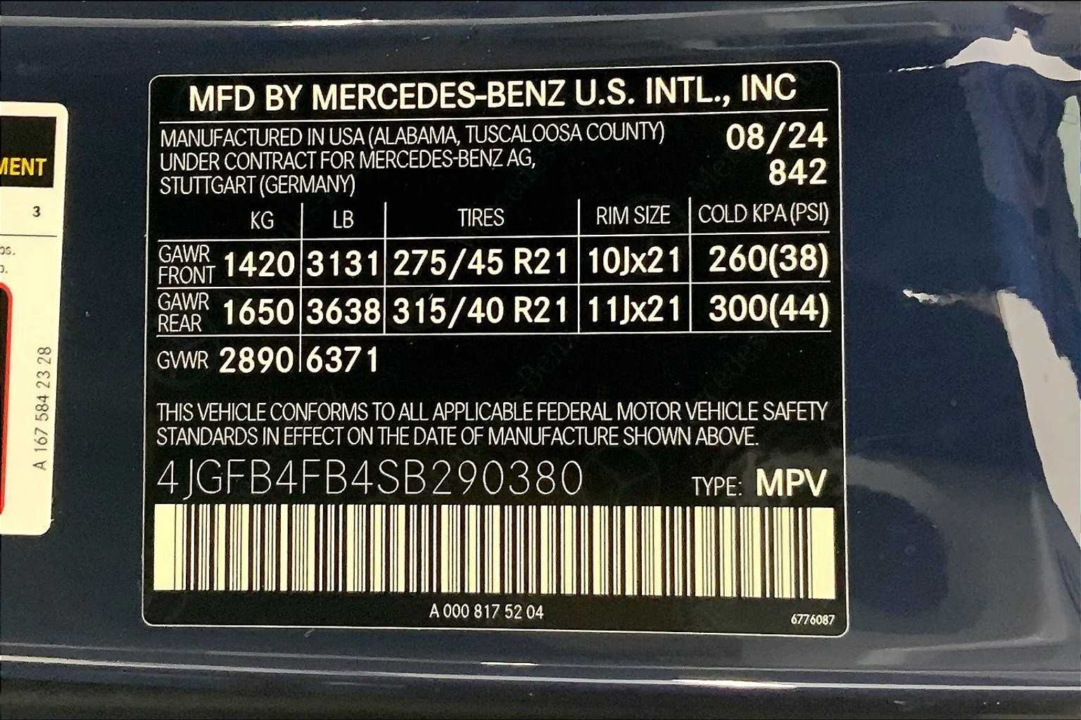 Thumbnail: 2025 Mercedes-Benz GLE - 25