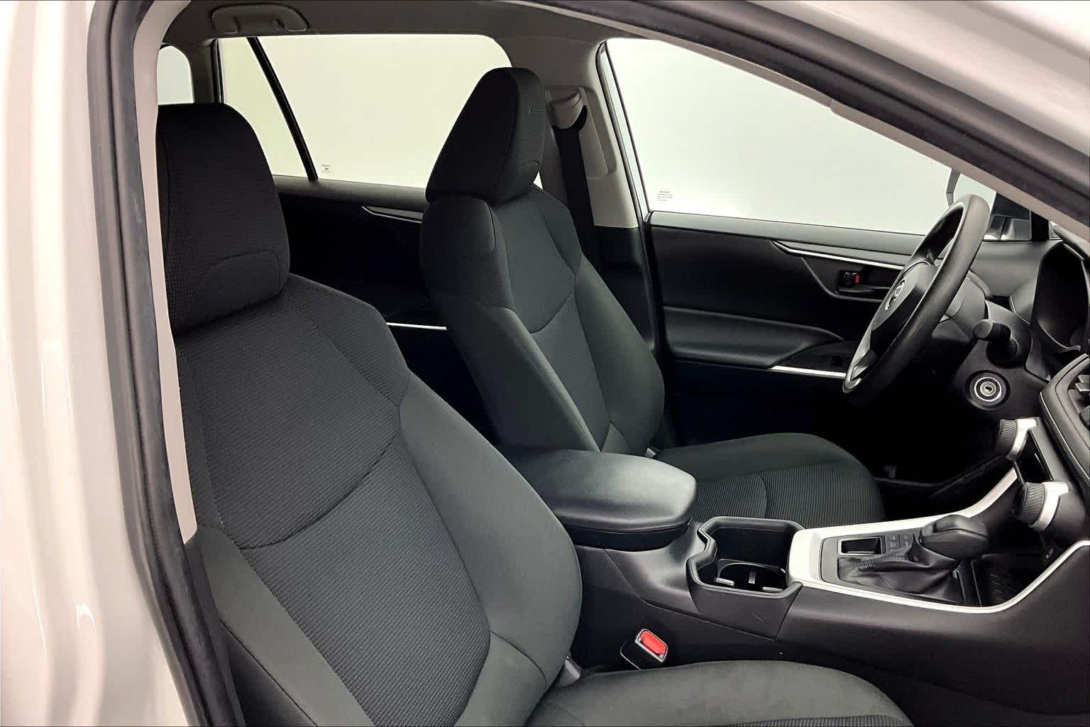 Thumbnail: 2024 Toyota RAV4 - 14