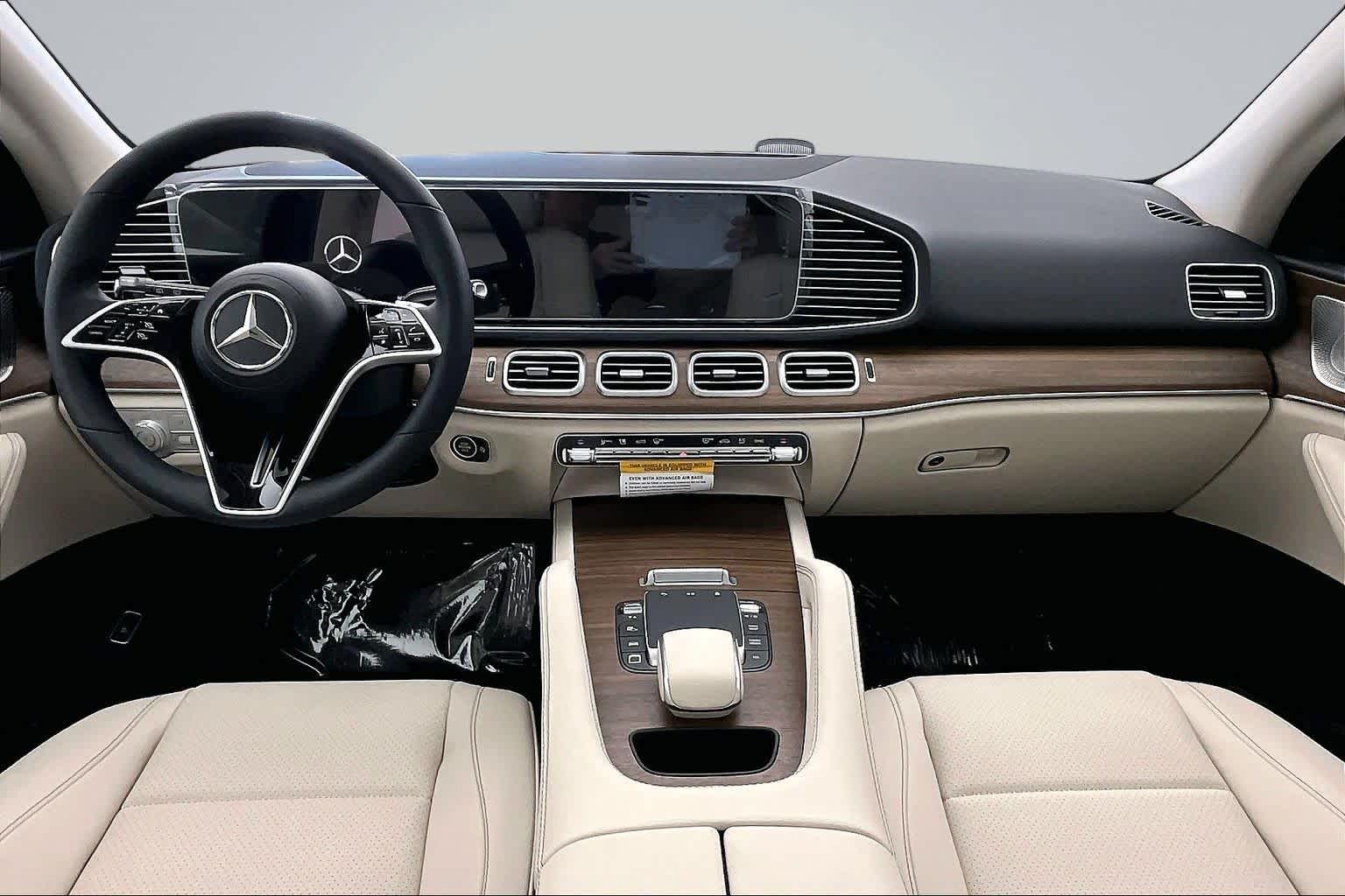 Thumbnail: 2026 Mercedes-Benz GLE - 10