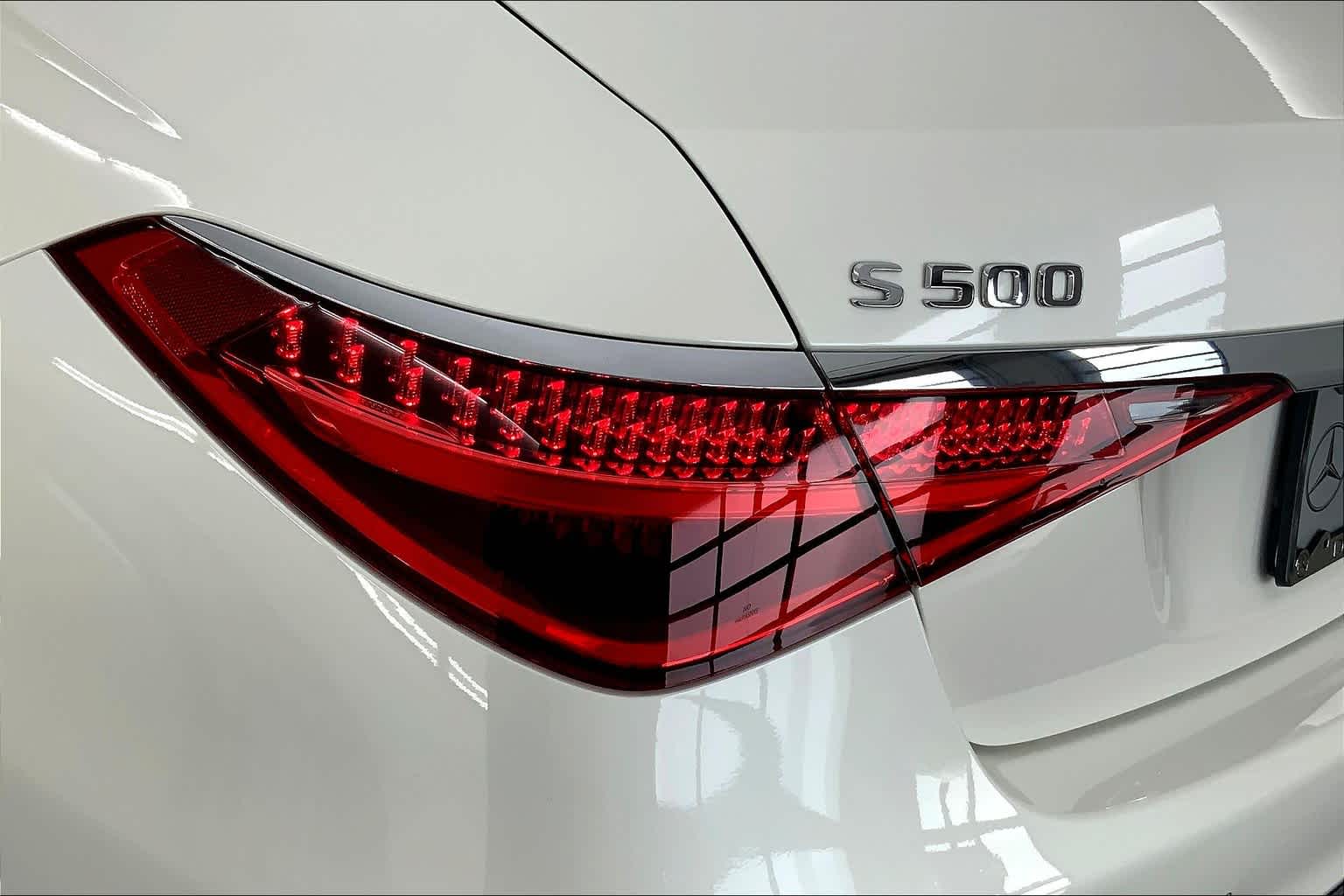 Thumbnail: 2022 Mercedes-Benz S-Class - 25