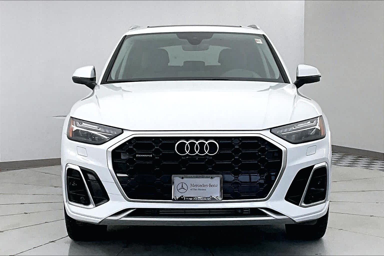 Thumbnail: 2023 Audi Q5 - 6