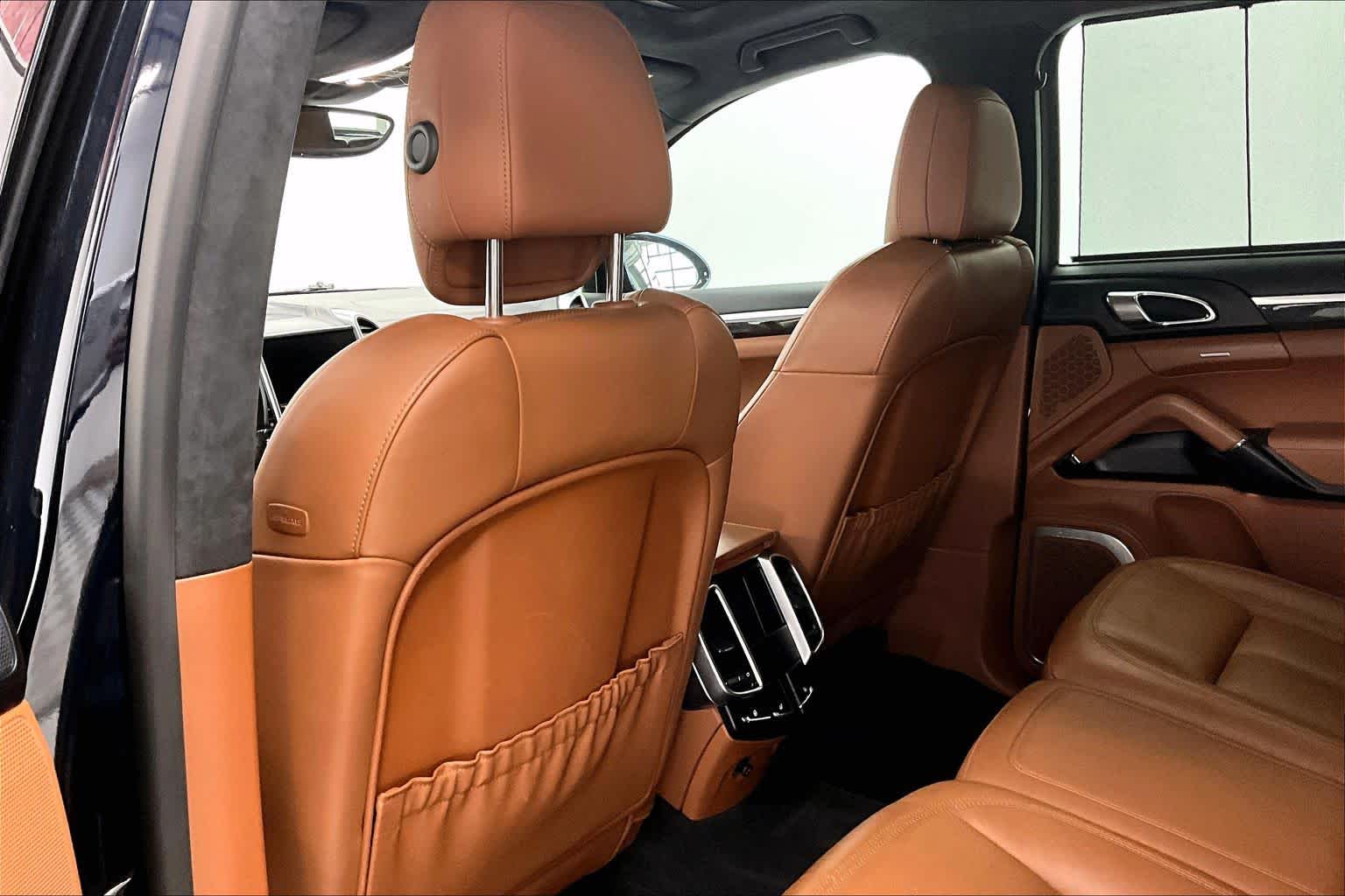 Thumbnail: 2017 Porsche Cayenne - 12