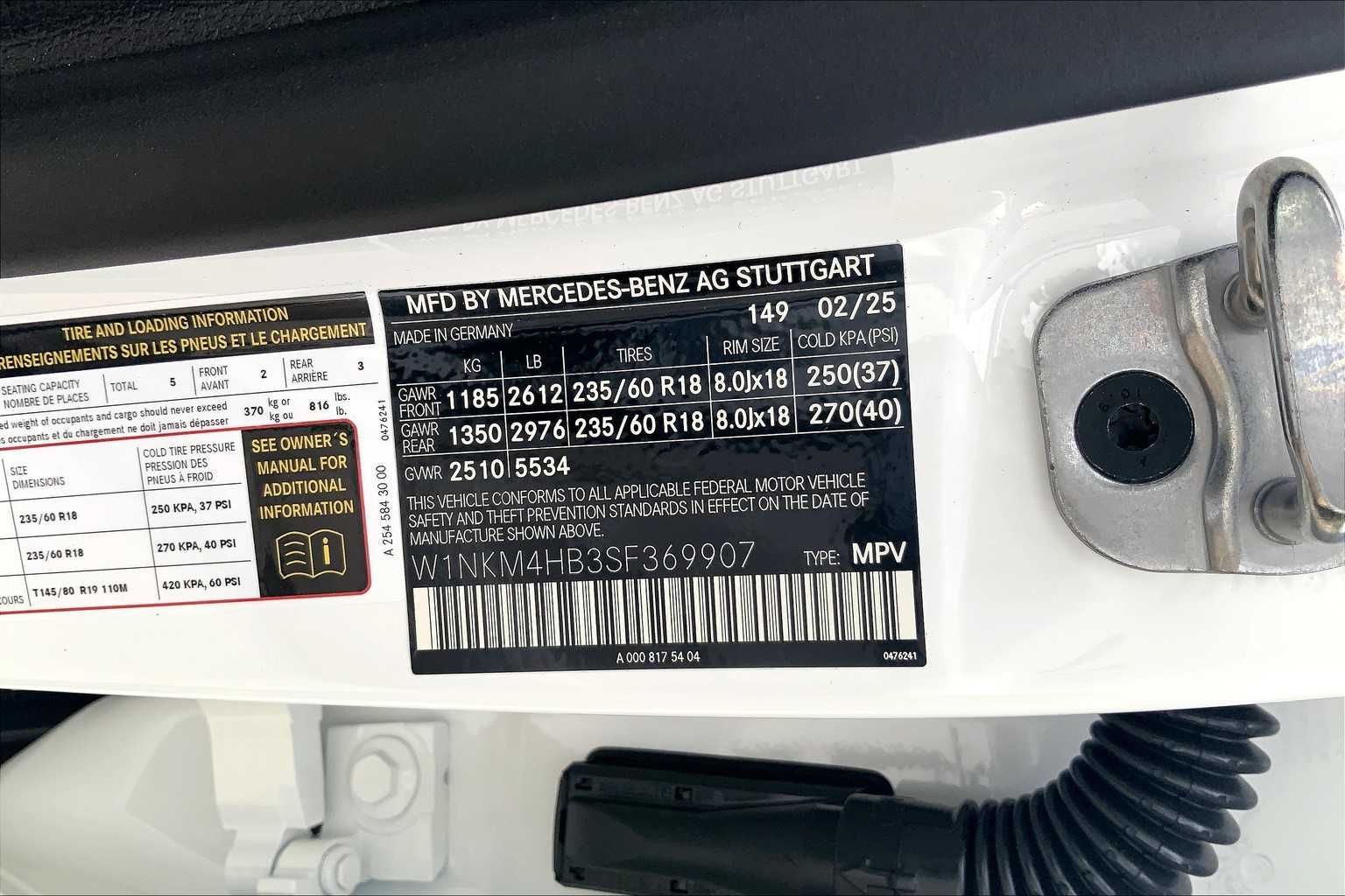 Thumbnail: 2025 Mercedes-Benz GLC - 25