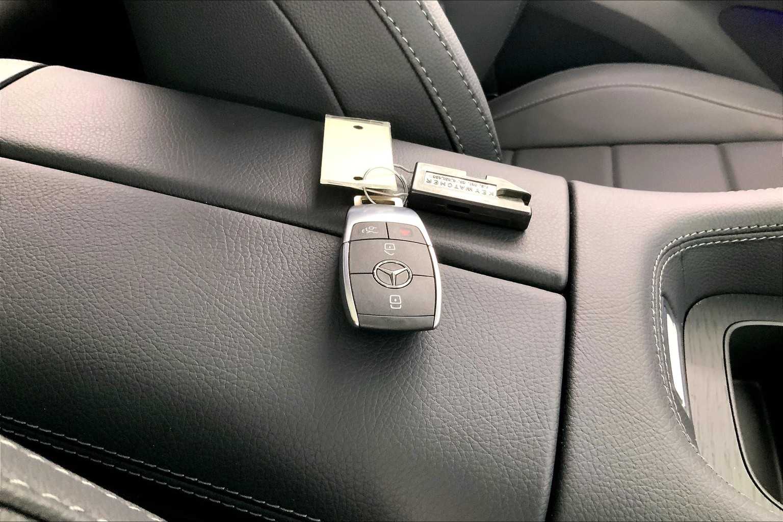 Thumbnail: 2026 Mercedes-Benz GLE - 20