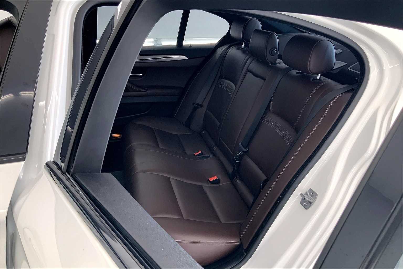 2014 BMW 5 Series 535i xDrive 13