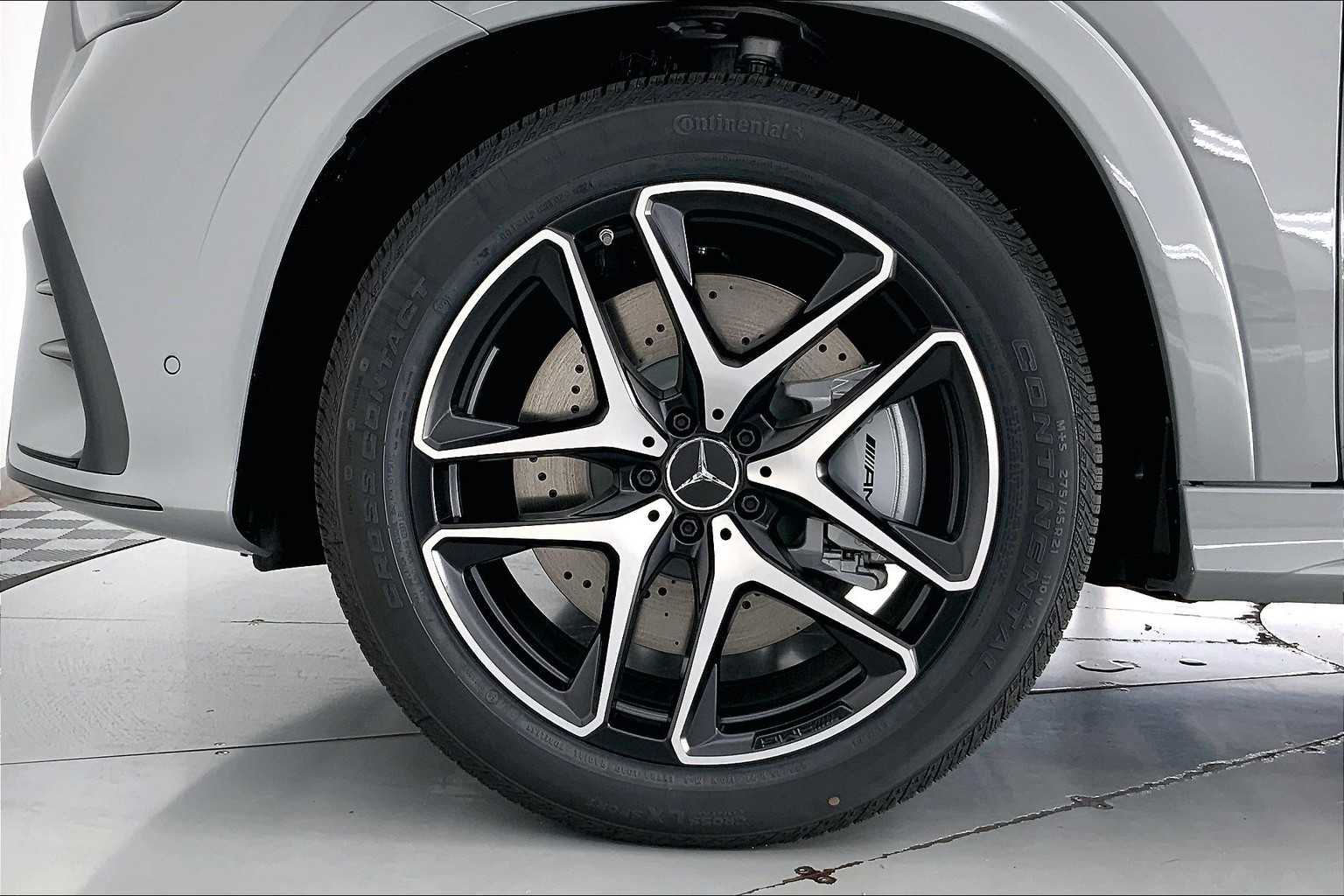 Thumbnail: 2026 Mercedes-Benz GLE - 8