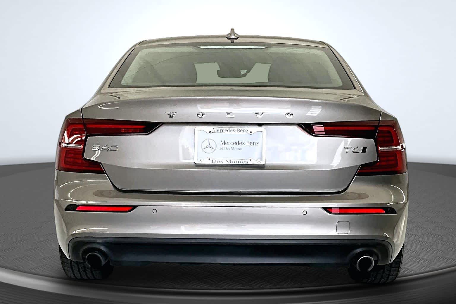 Thumbnail: 2020 Volvo S60 - 5